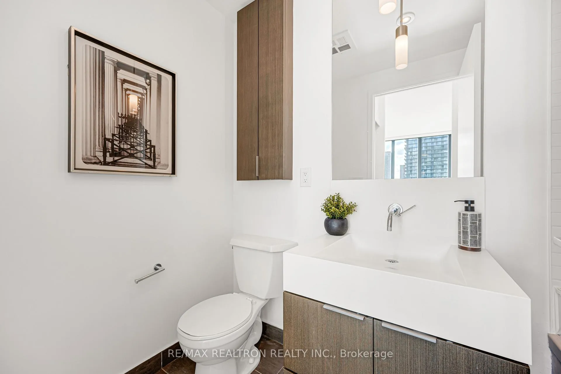 Photo 24 of Unit 2607, 110 Charles Street E, Toronto, Church-Yonge Corridor — HOMEH