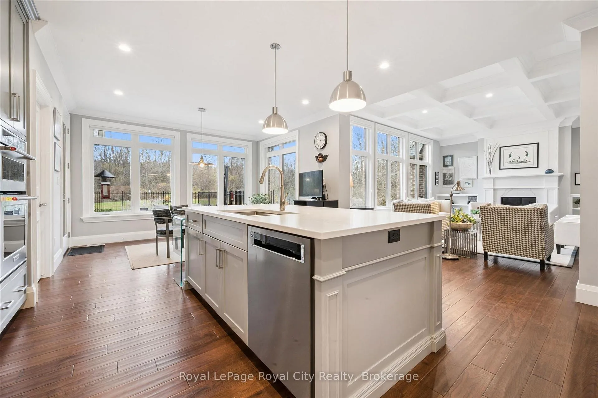 Photo 14 of 28 Serena Lane, Guelph, Pineridge/Westminster Woods — HOMEH