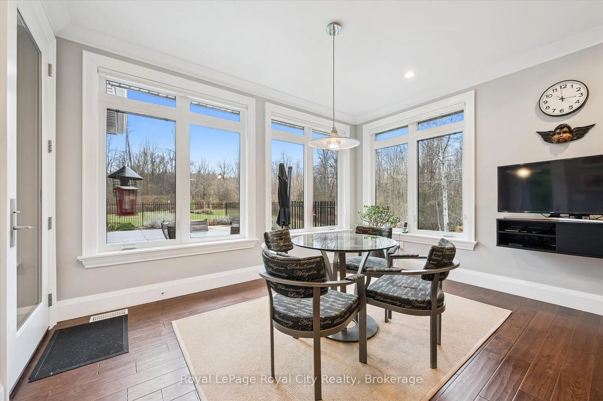 Photo 16 of 28 Serena Lane, Guelph, Pineridge/Westminster Woods — HOMEH