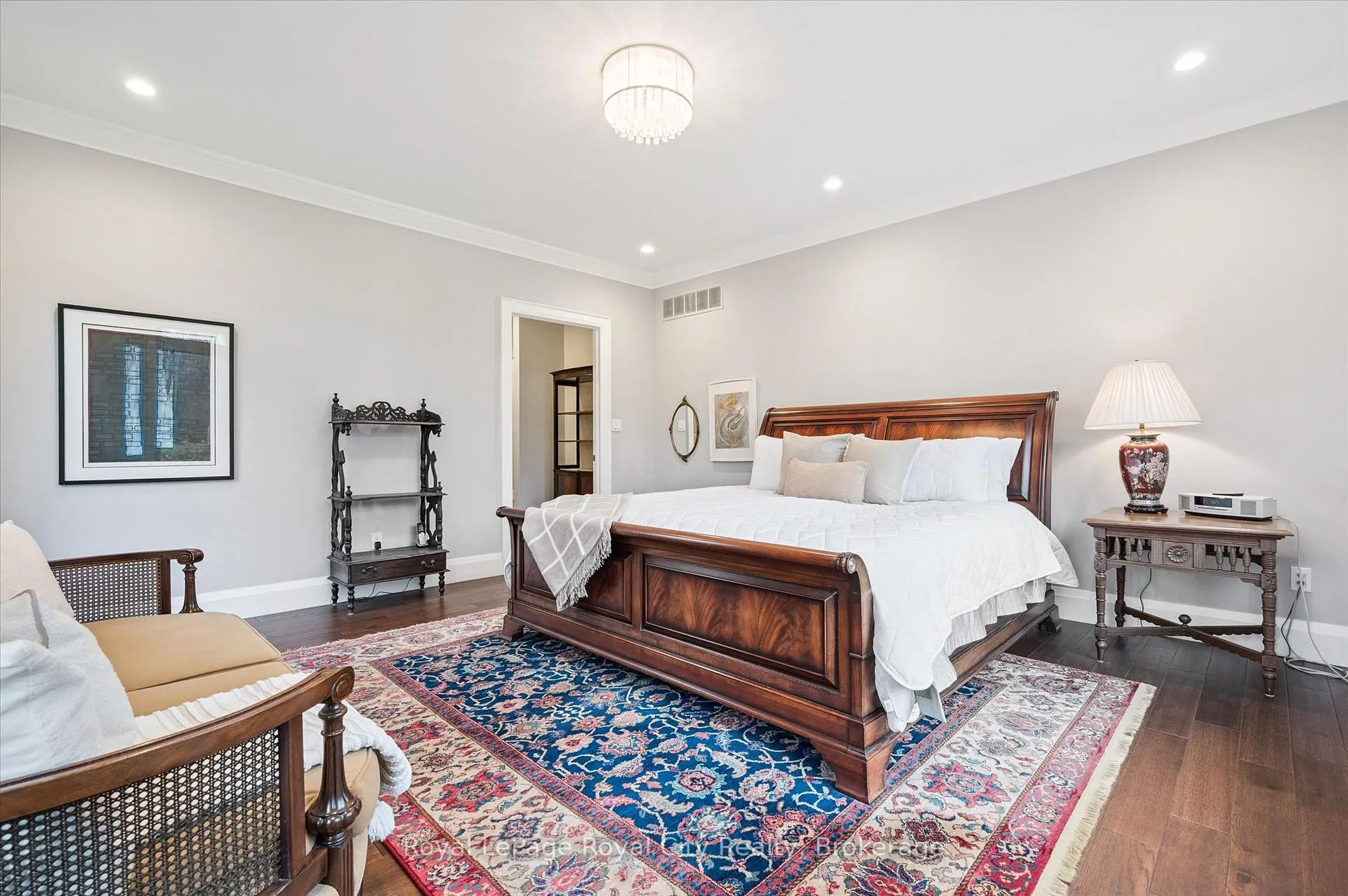 Photo 22 of 28 Serena Lane, Guelph, Pineridge/Westminster Woods — HOMEH