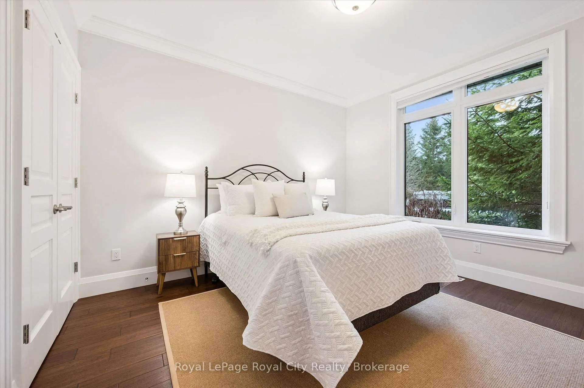 Photo 25 of 28 Serena Lane, Guelph, Pineridge/Westminster Woods — HOMEH