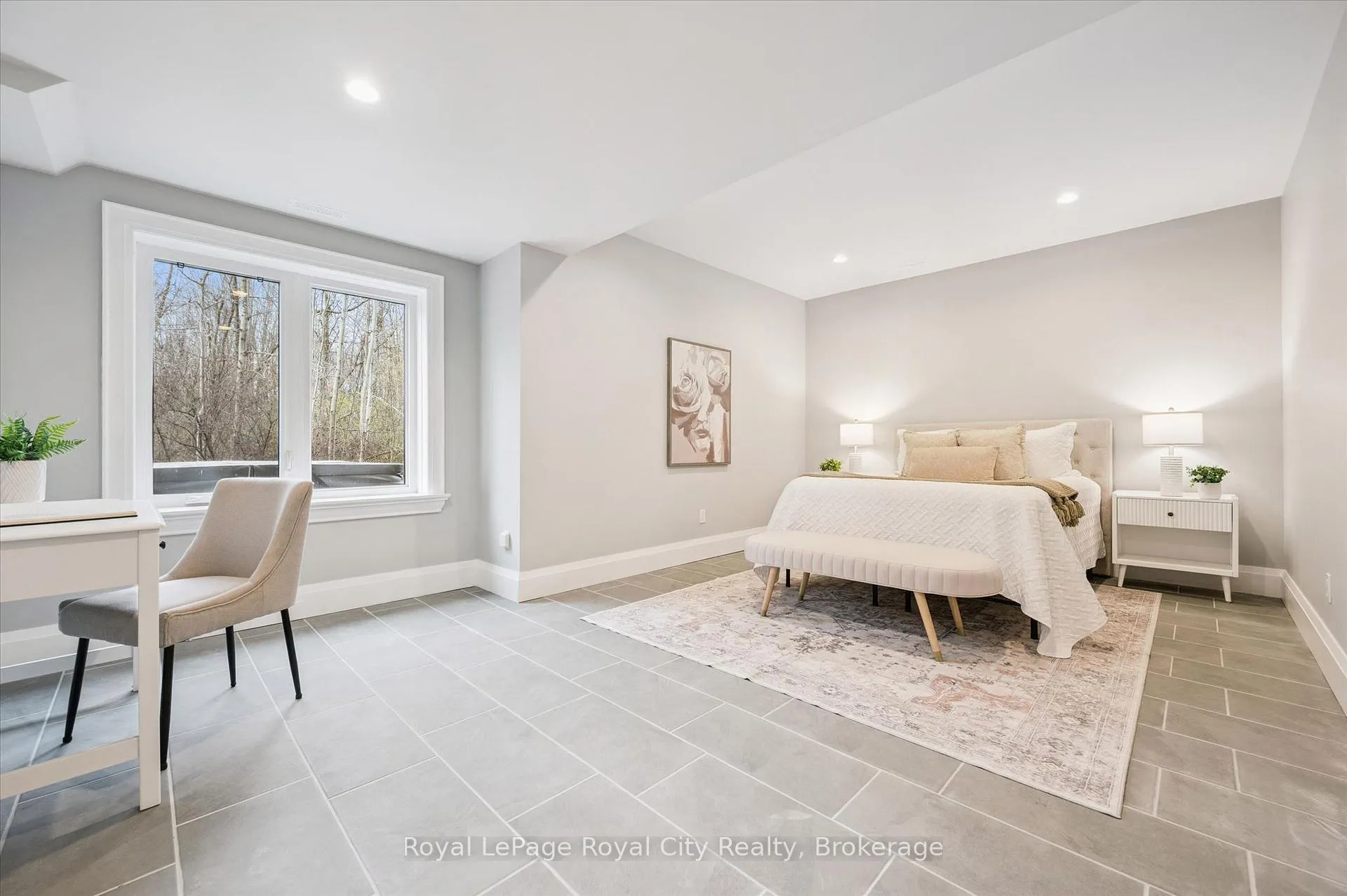 Photo 31 of 28 Serena Lane, Guelph, Pineridge/Westminster Woods — HOMEH