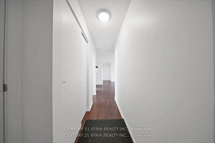 Photo 6 of Unit 212, 1450 Glen Abbey Gate, Oakville, Glen Abbey — HOMEH