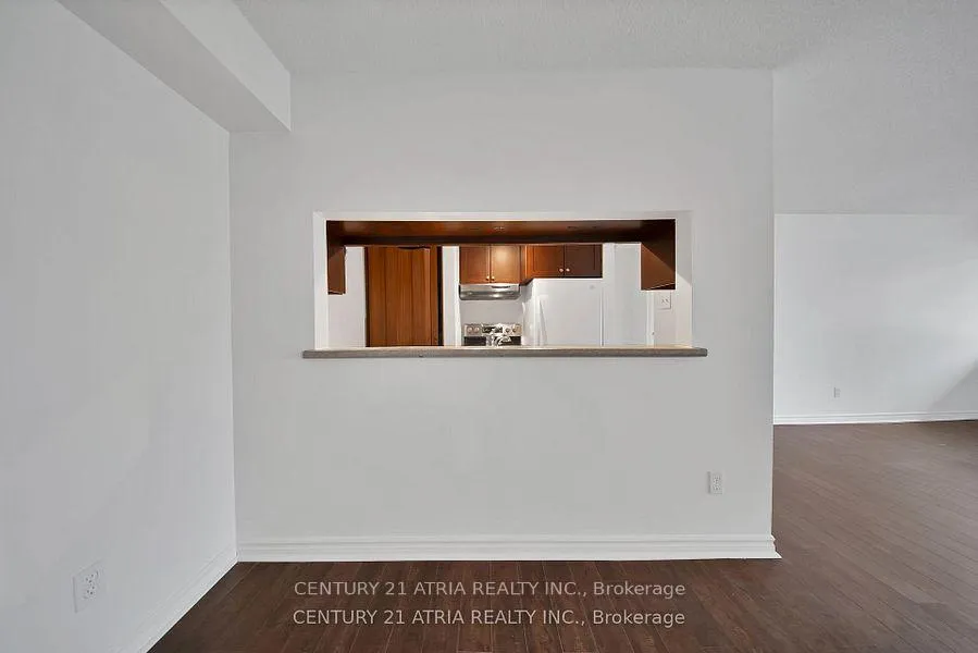 Photo 12 of Unit 212, 1450 Glen Abbey Gate, Oakville, Glen Abbey — HOMEH