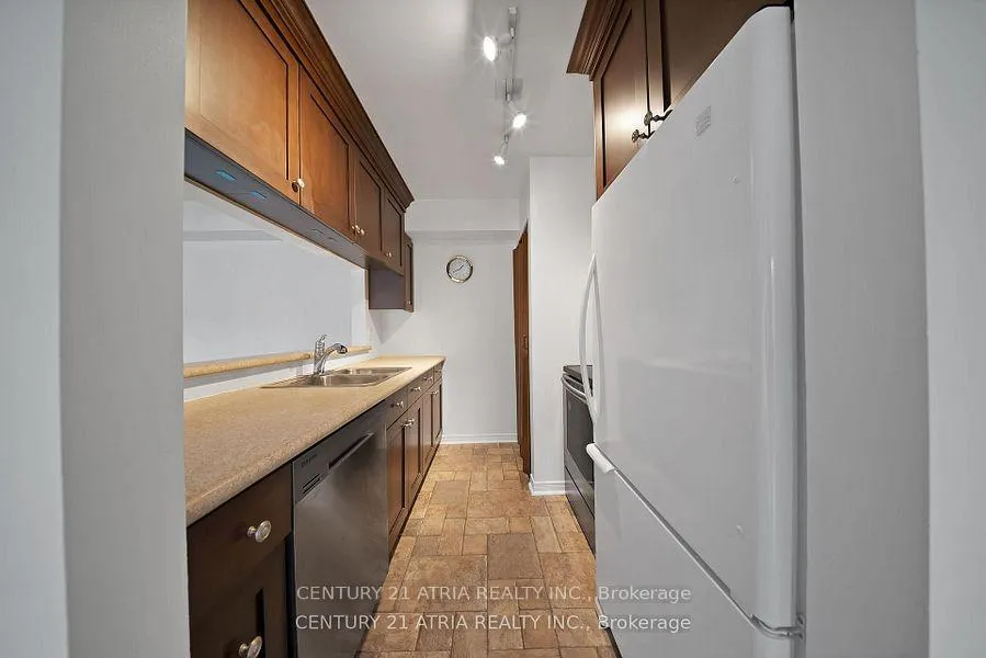 Photo 17 of Unit 212, 1450 Glen Abbey Gate, Oakville, Glen Abbey — HOMEH