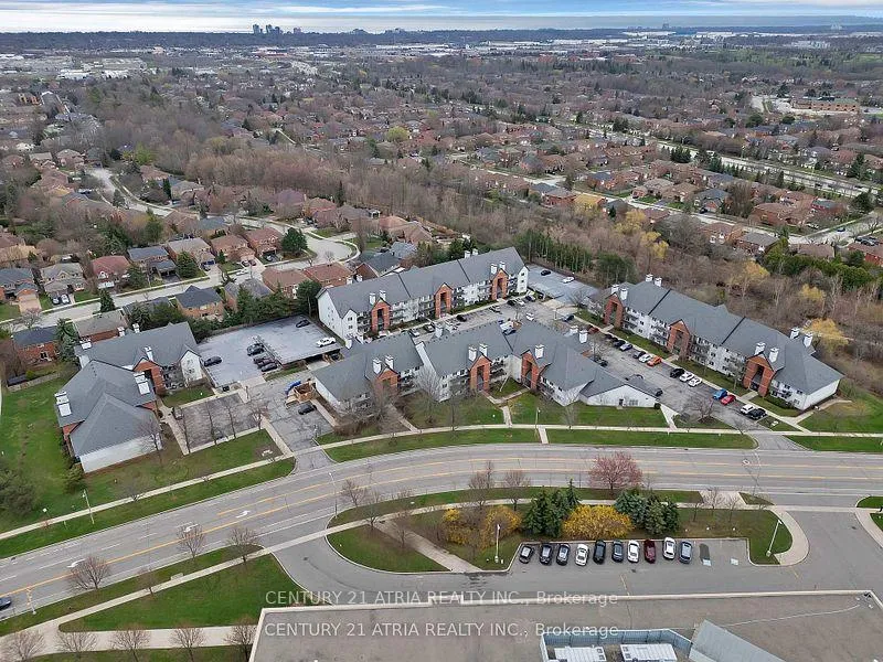 Photo 39 of Unit 212, 1450 Glen Abbey Gate, Oakville, Glen Abbey — HOMEH