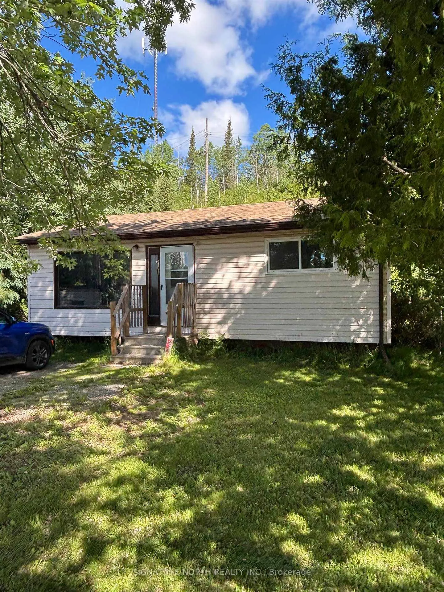 Photo 2 of 70 Maple Crescent, Atikokan — HOMEH