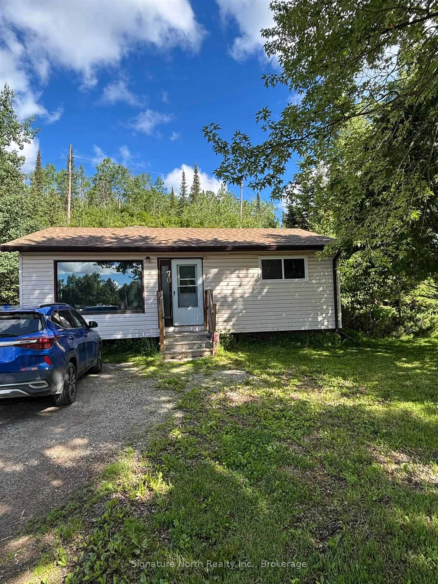 Photo 10 of 70 Maple Crescent, Atikokan — HOMEH