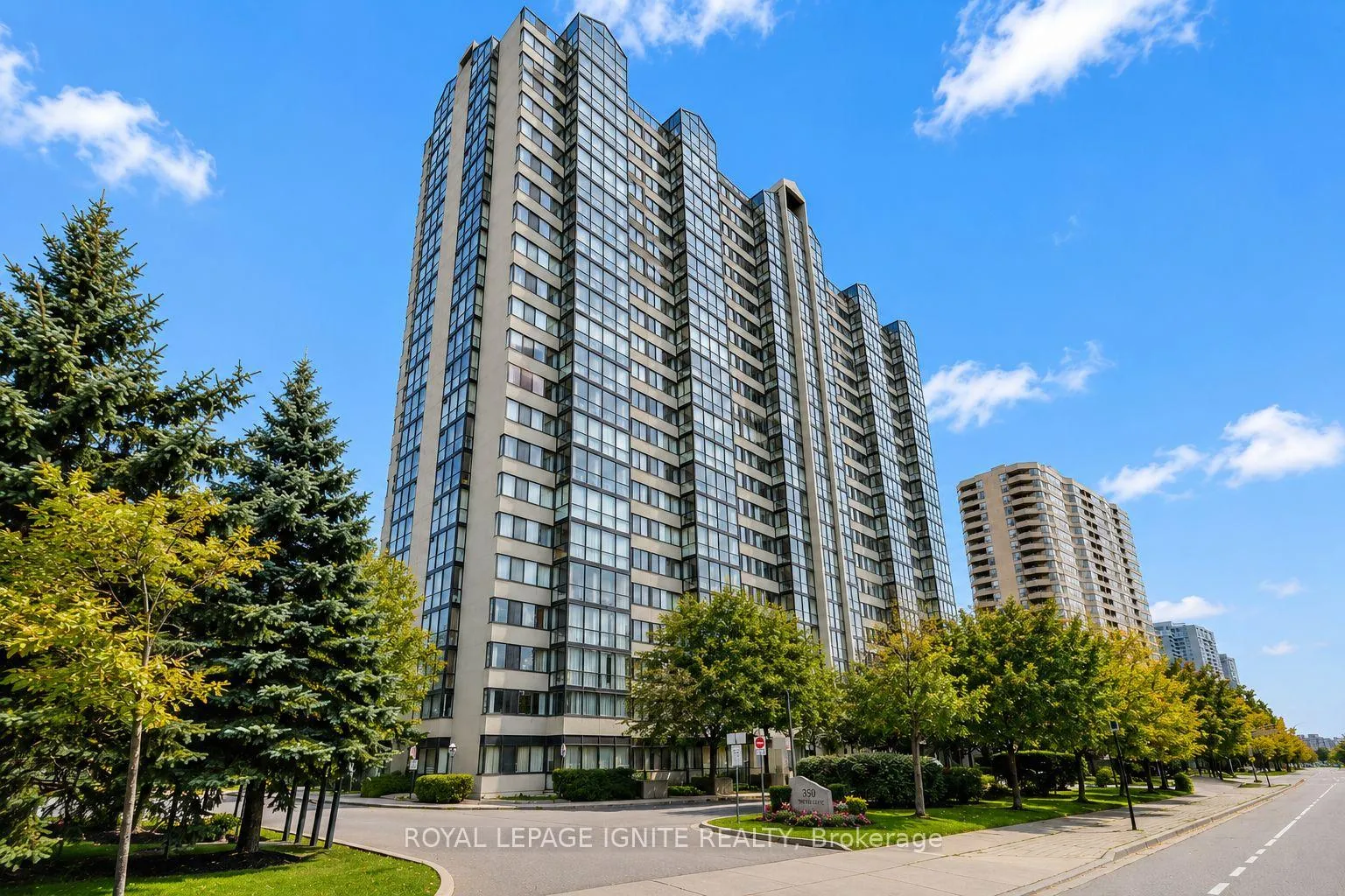 Photo 1 of Unit 1708, 350 Webb Drive, Mississauga, City Centre — HOMEH