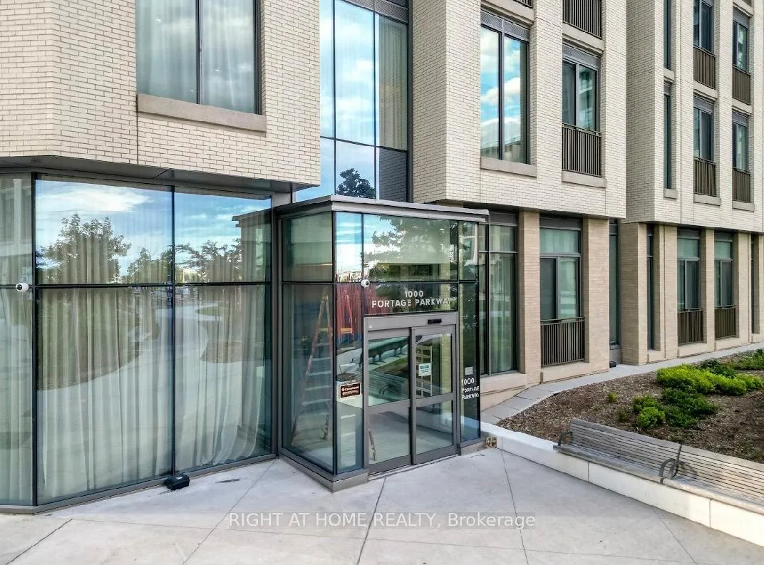 Photo of Unit 1201, 1000 Portage Parkway
