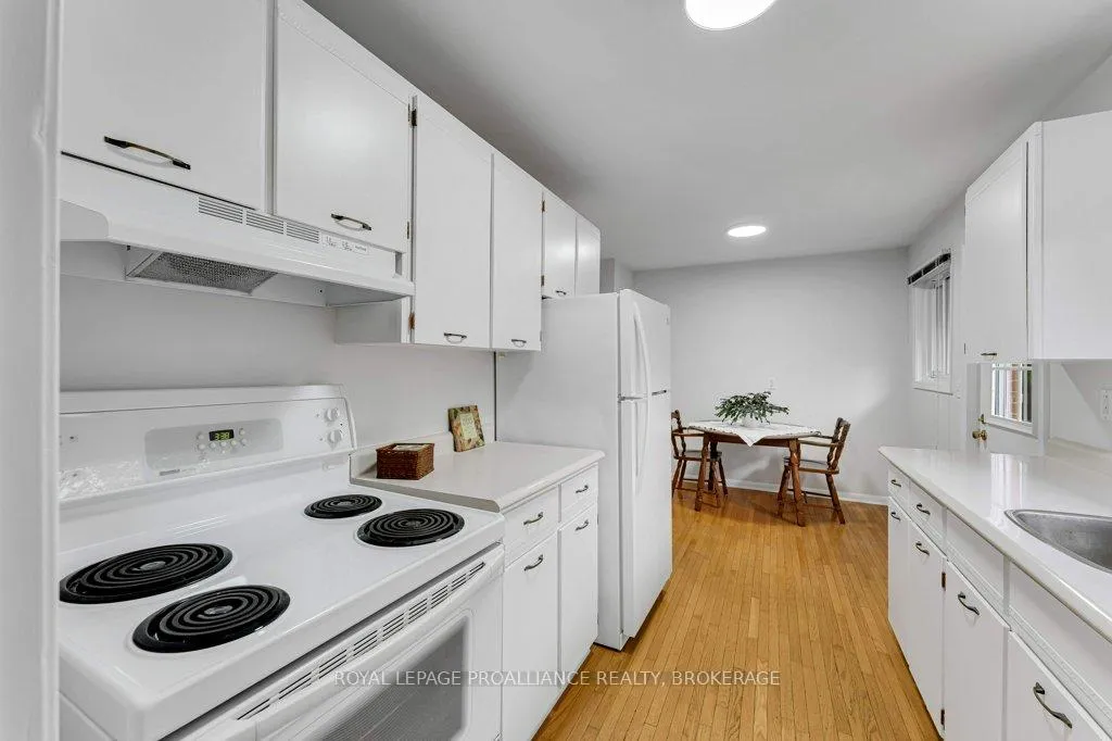Photo 11 of 148 Campbell Crescent, Kingston, Central City West — HOMEH