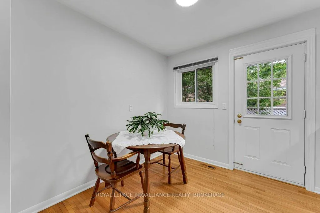 Photo 15 of 148 Campbell Crescent, Kingston, Central City West — HOMEH