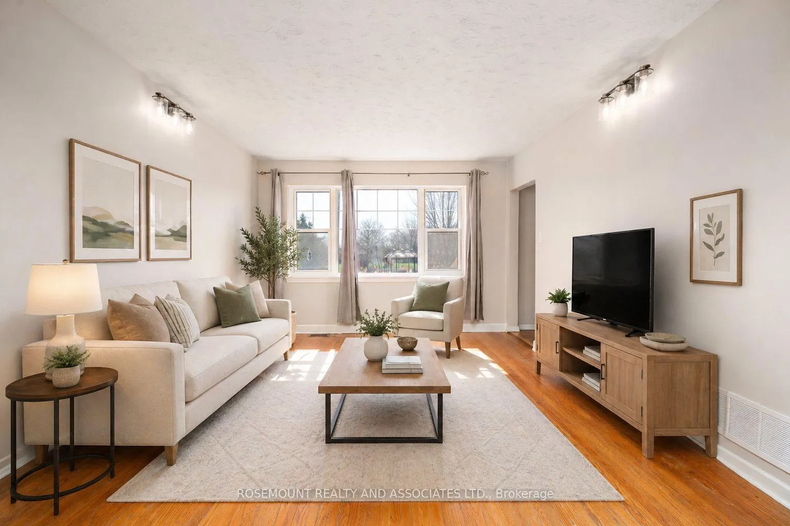 Photo 7 of Unit UPPER, 32 Maywood Park, Scarborough, Kennedy Park — HOMEH