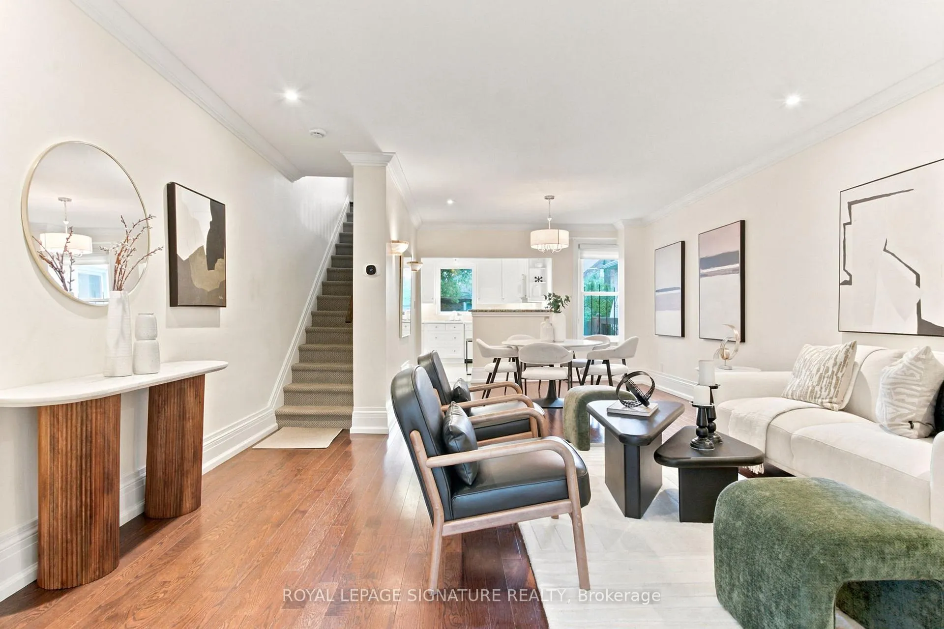 Photo 4 of 146 Gloucester Grove, Toronto, Oakwood Village — HOMEH