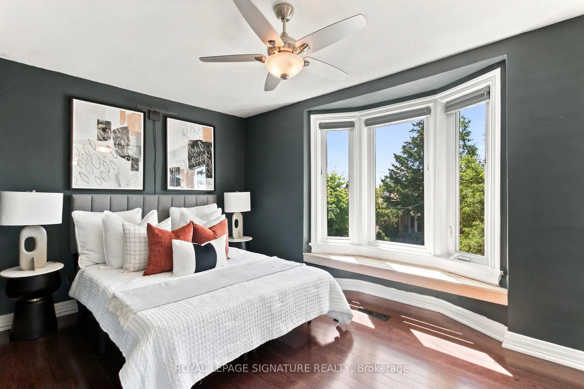 Photo 23 of 146 Gloucester Grove, Toronto, Oakwood Village — HOMEH