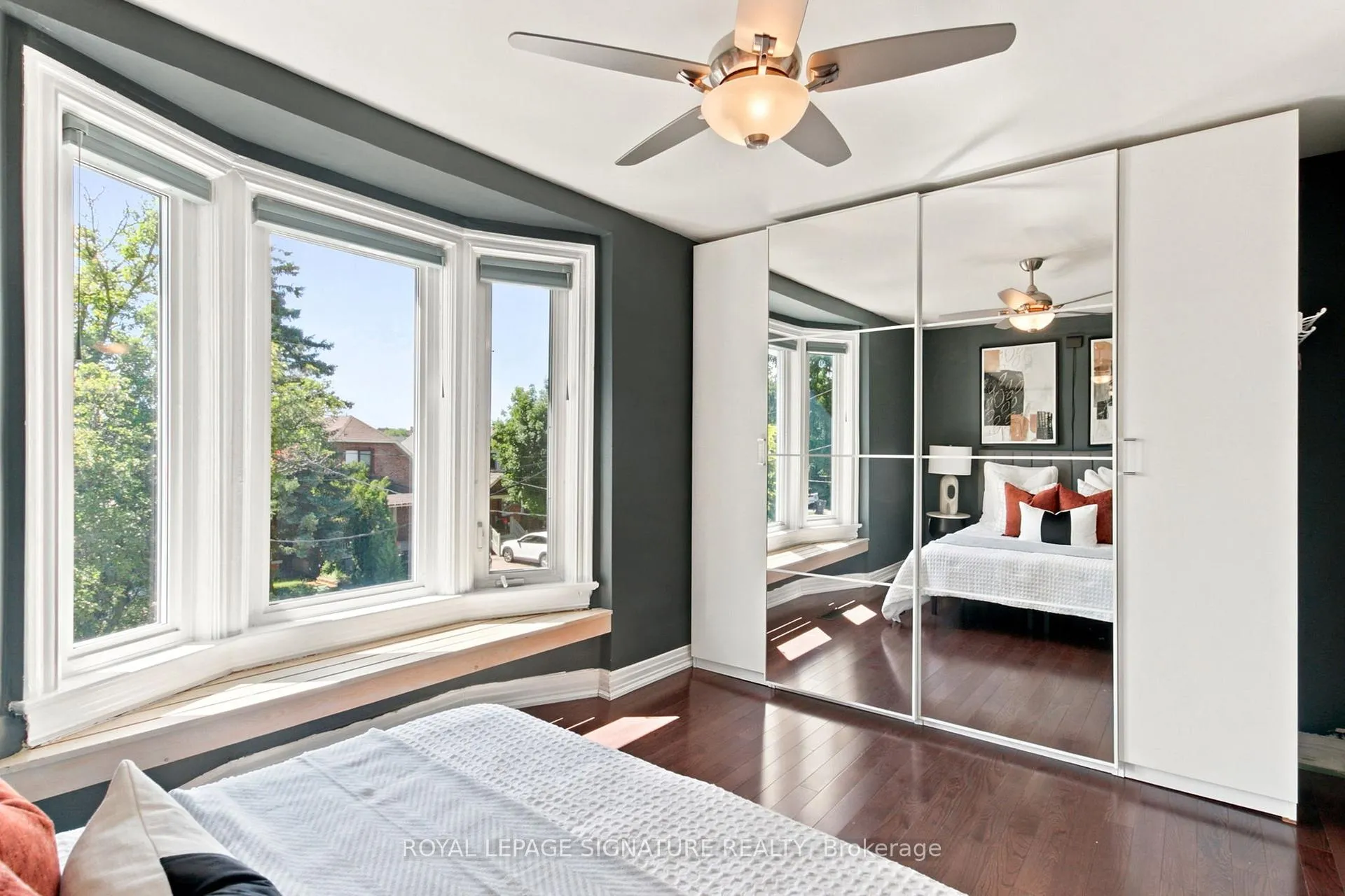 Photo 25 of 146 Gloucester Grove, Toronto, Oakwood Village — HOMEH