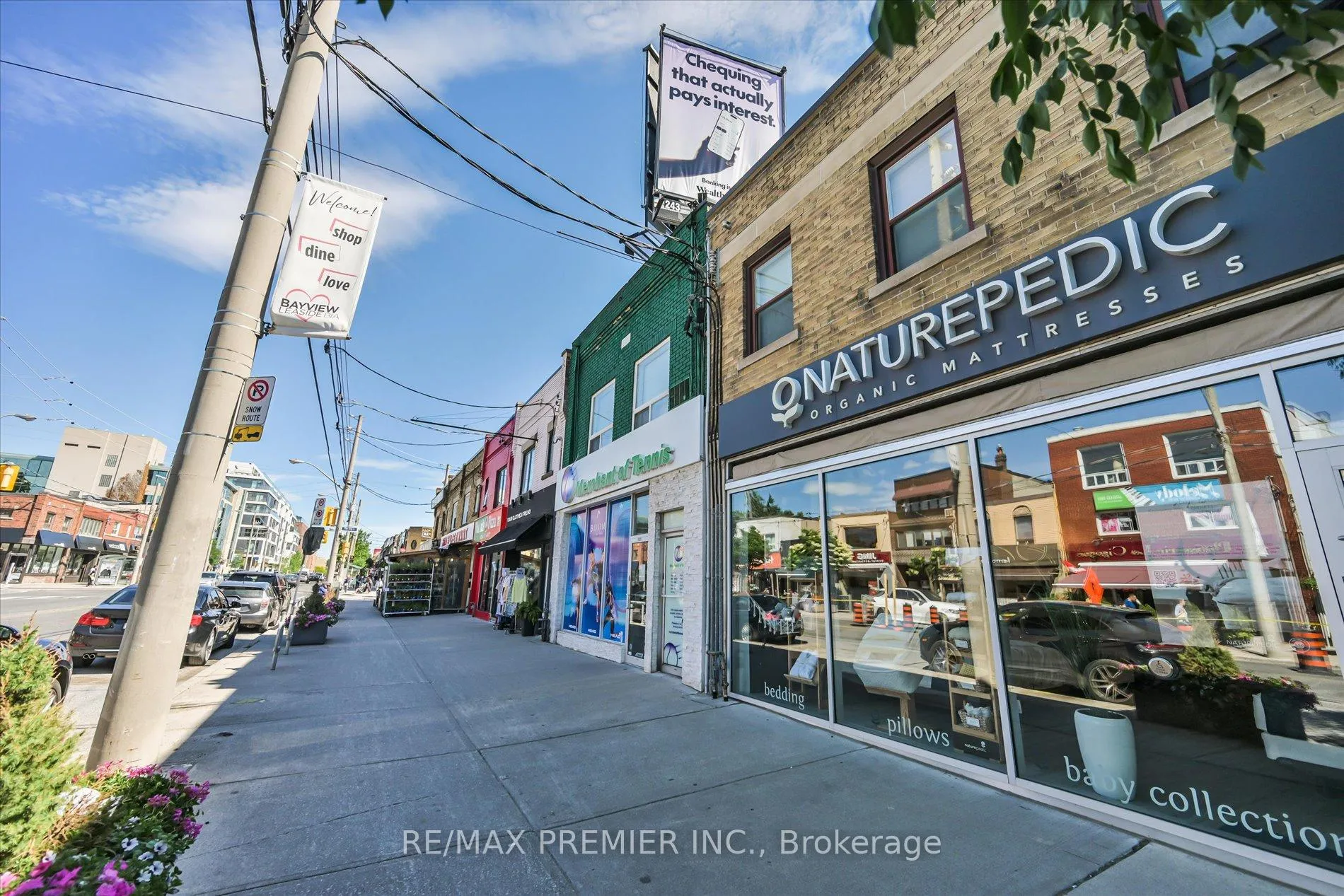 Photo 4 of Unit 2, 1615 Bayview Avenue, Toronto, Leaside — HOMEH