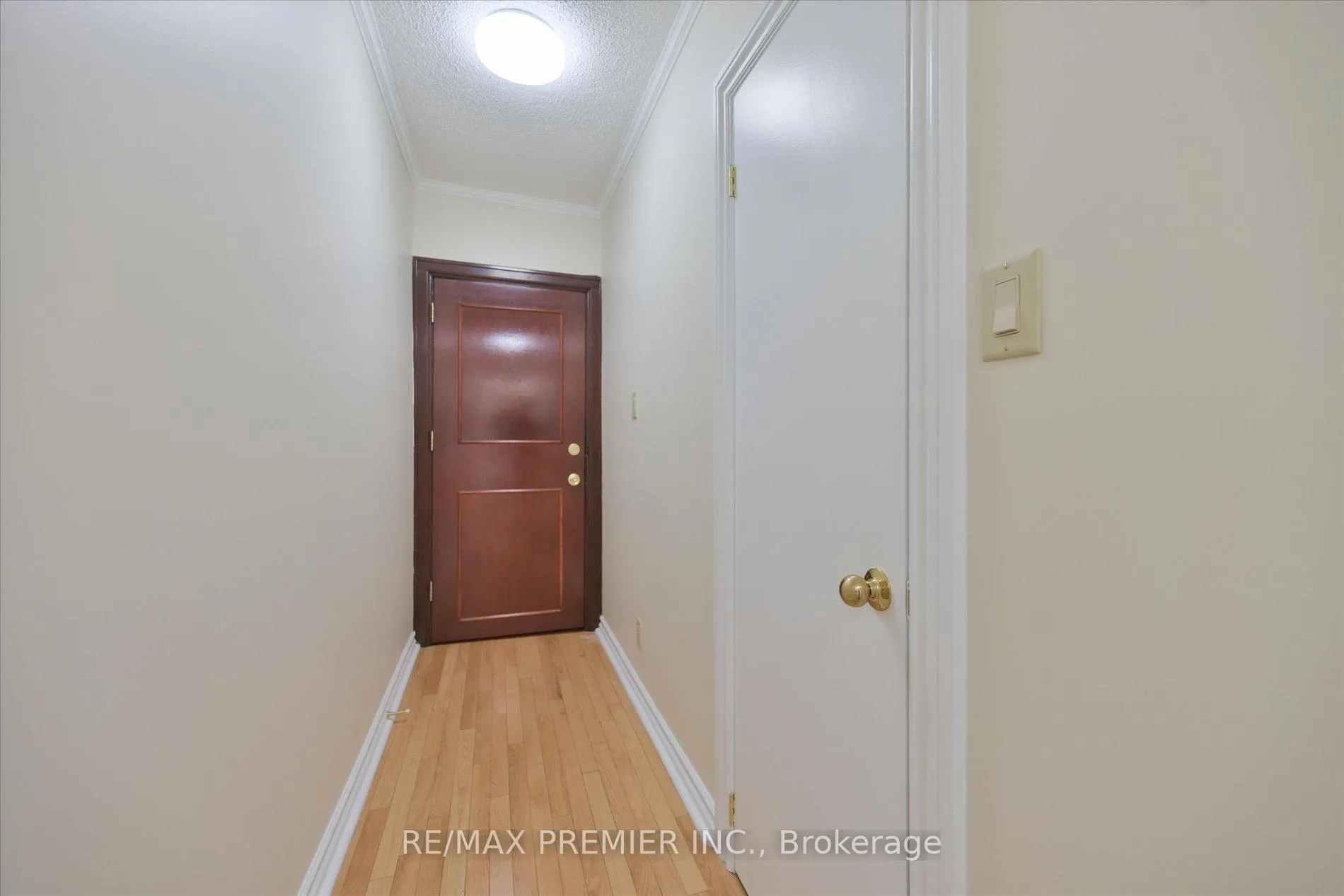 Photo 6 of Unit 2, 1615 Bayview Avenue, Toronto, Leaside — HOMEH