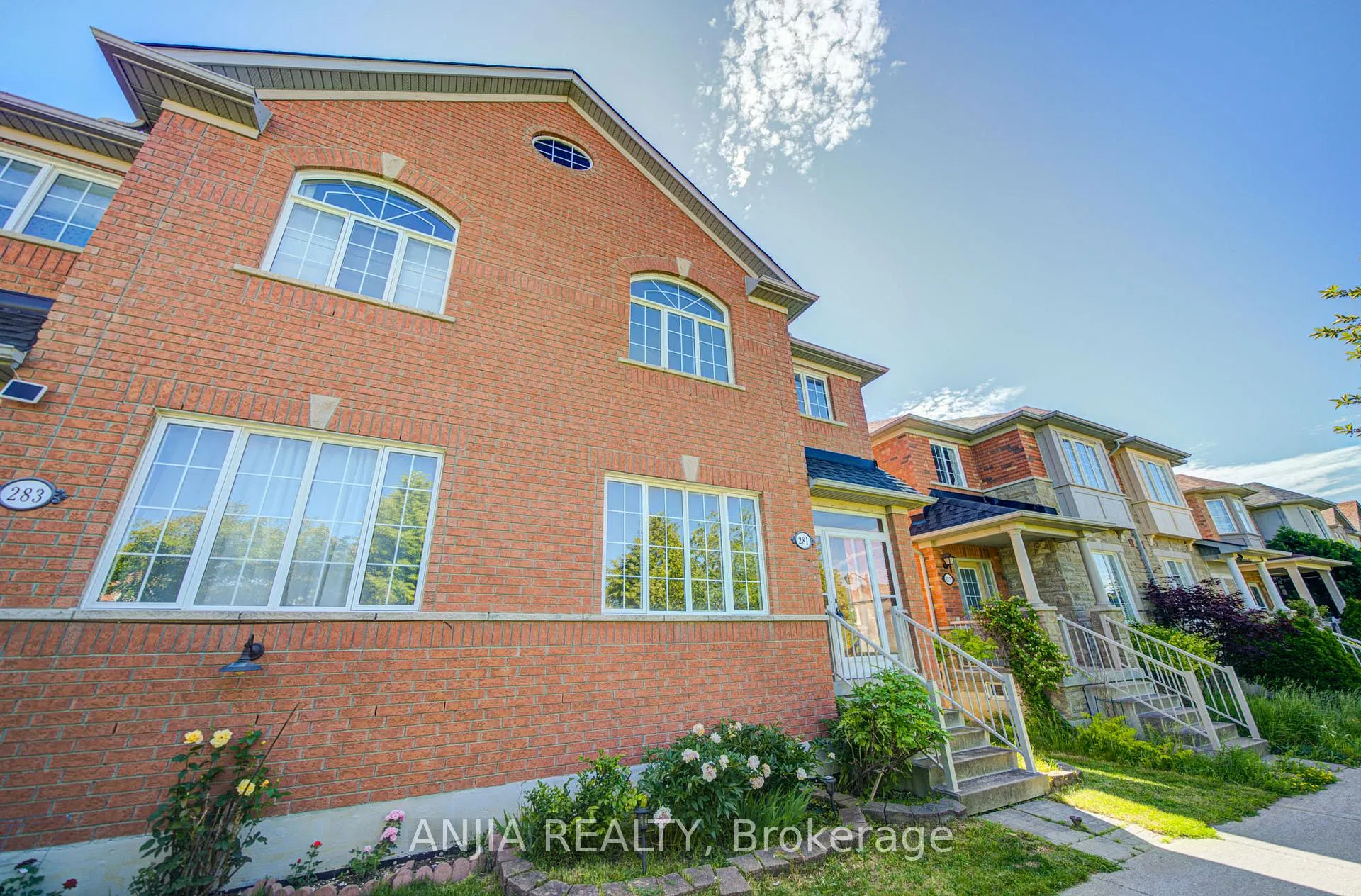Photo 3 of 281 Mingay Avenue, Markham, Wismer — HOMEH