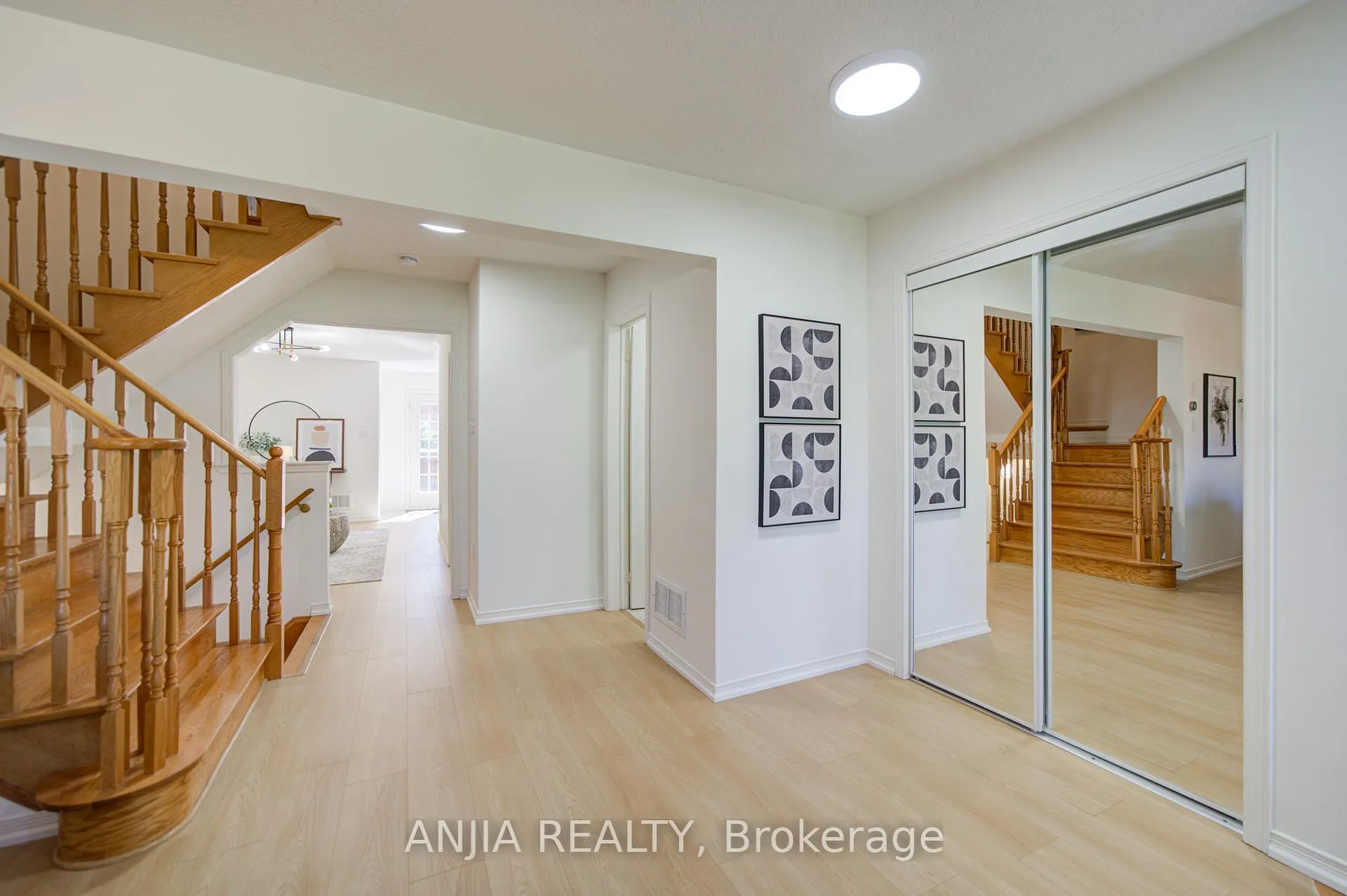 Photo 15 of 281 Mingay Avenue, Markham, Wismer — HOMEH