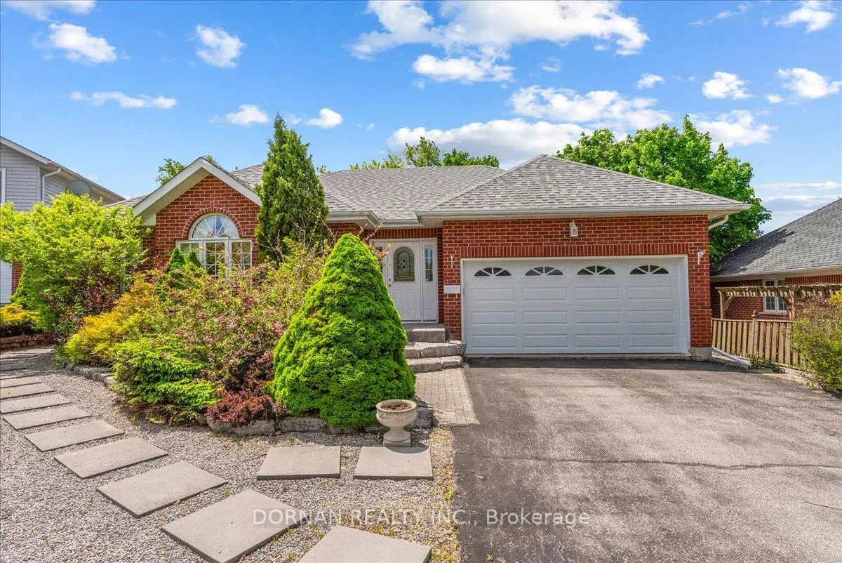 Photo 2 of 7 David Crescent, Brock, Cannington — HOMEH