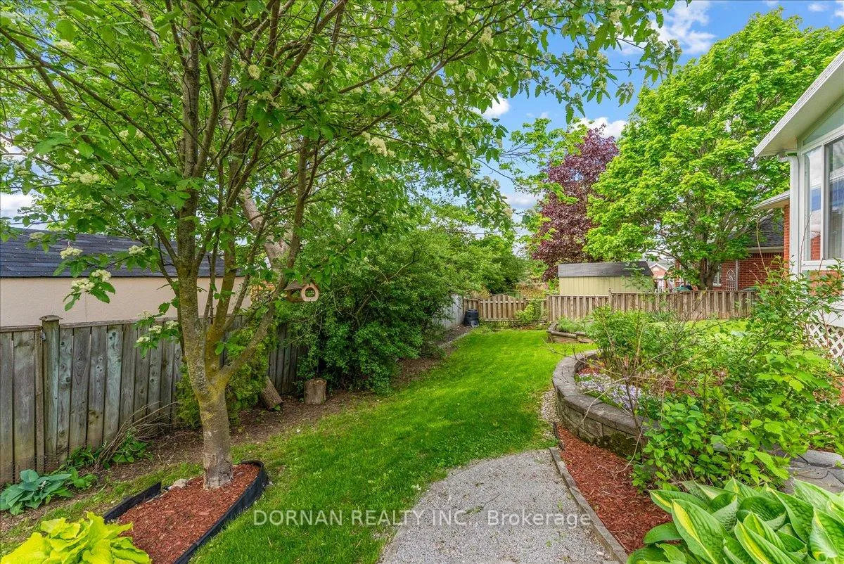 Photo 40 of 7 David Crescent, Brock, Cannington — HOMEH