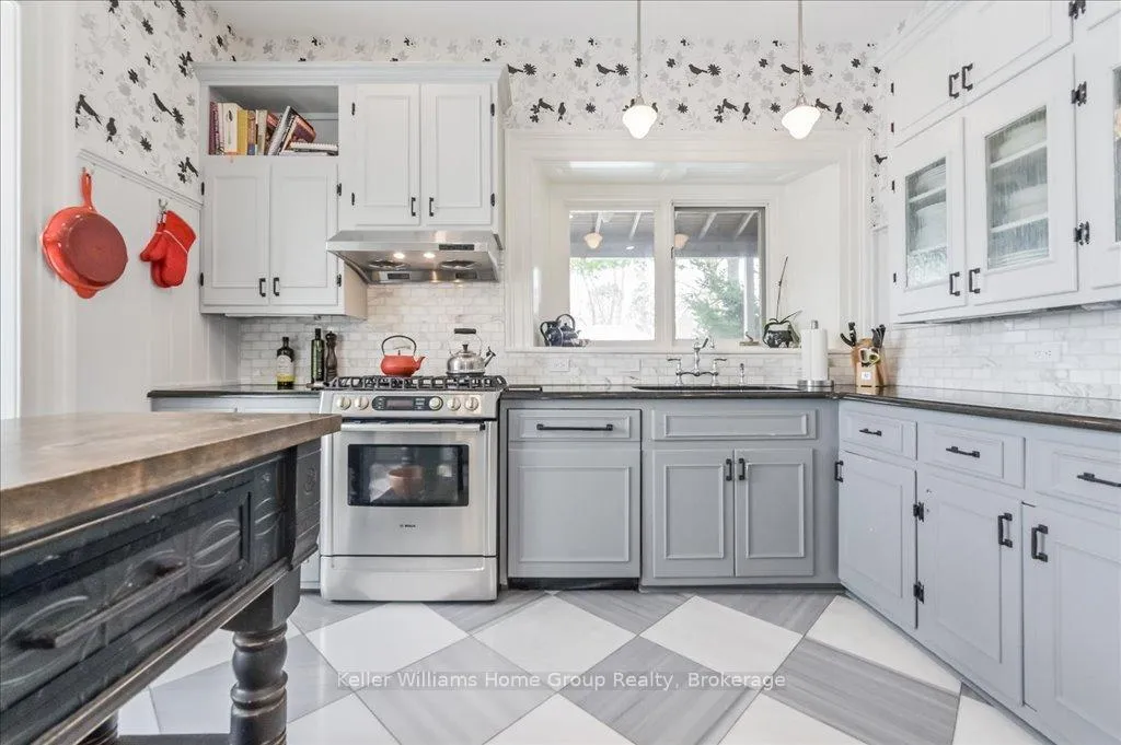 Photo 13 of 84 East Mill Street, Centre Wellington, Elora/Salem — HOMEH