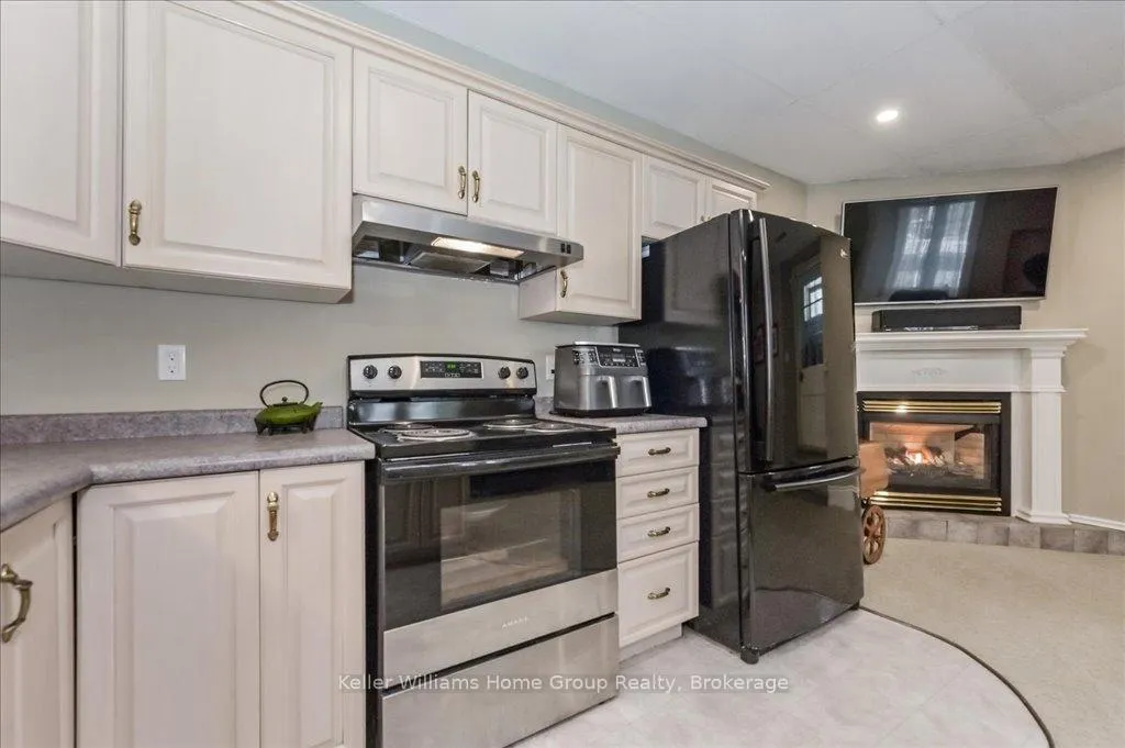 Photo 38 of 84 East Mill Street, Centre Wellington, Elora/Salem — HOMEH