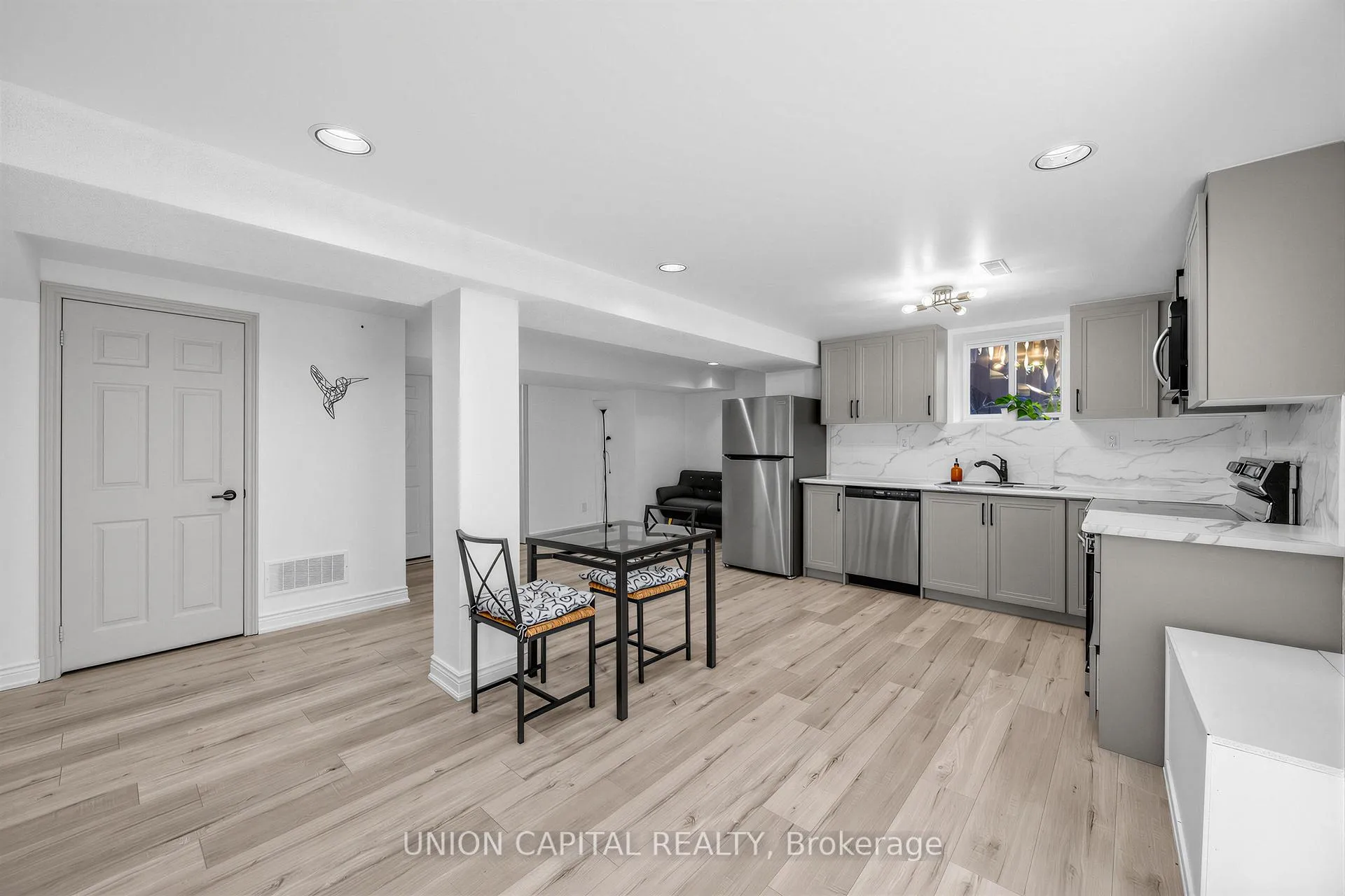 Photo 6 of Unit Bsmt, 274 Harrowsmith Drive, Mississauga, Hurontario — HOMEH