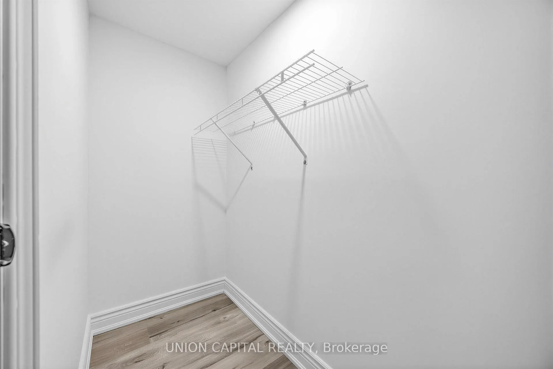 Photo 11 of Unit Bsmt, 274 Harrowsmith Drive, Mississauga, Hurontario — HOMEH