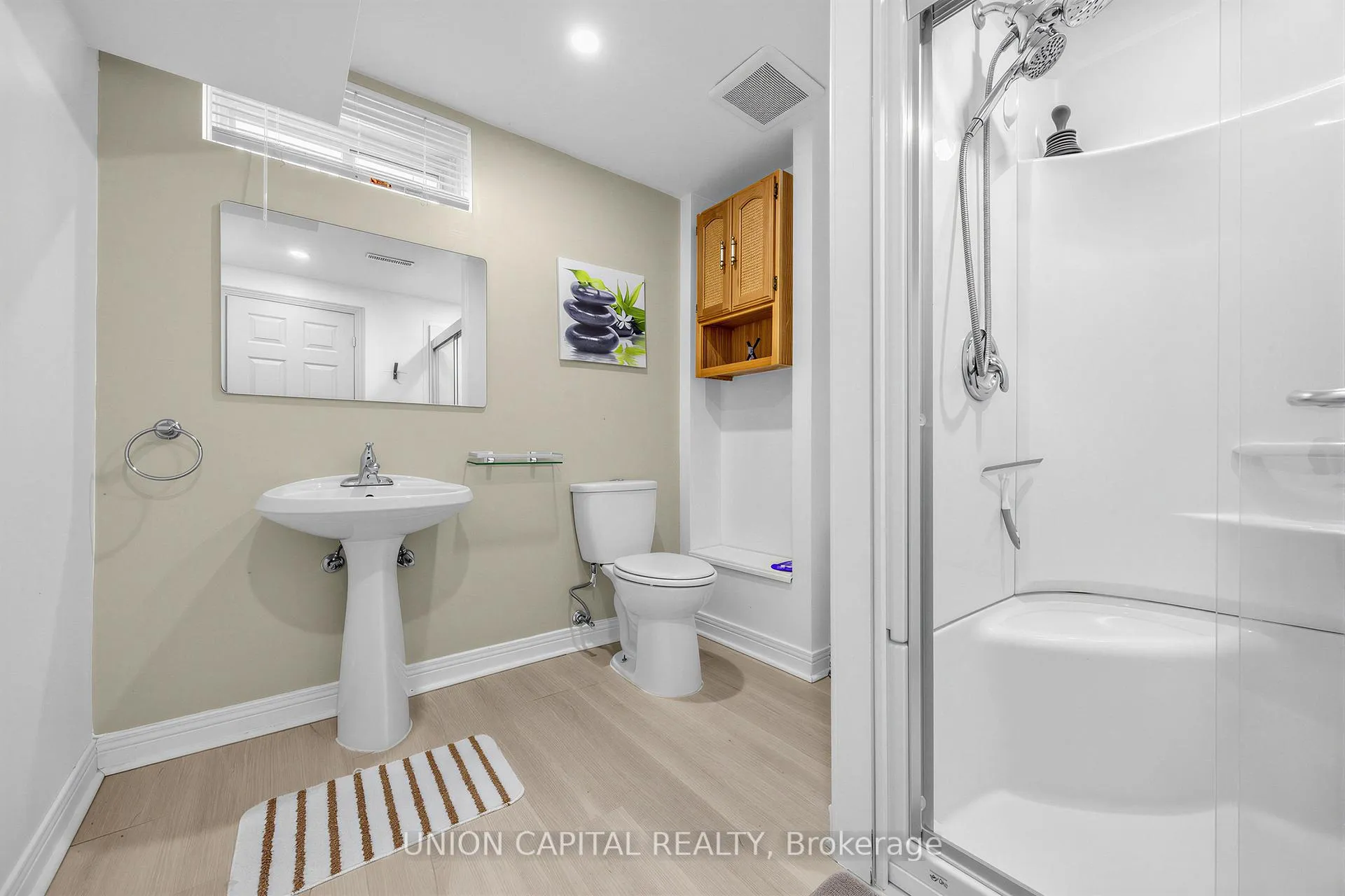 Photo 12 of Unit Bsmt, 274 Harrowsmith Drive, Mississauga, Hurontario — HOMEH
