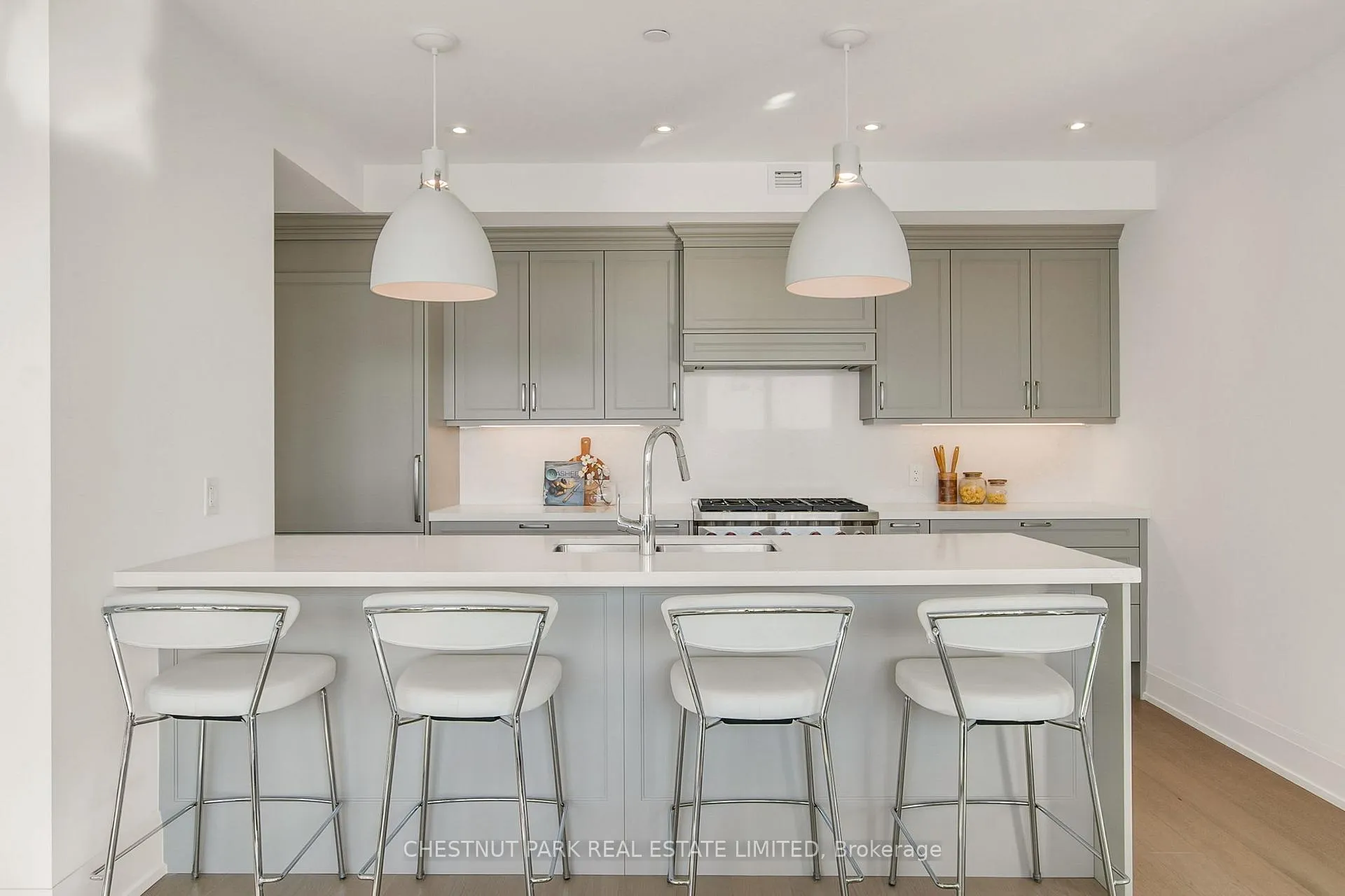 Photo 13 of Unit PH706, 1700 Avenue Road, Toronto, Bedford Park-Nortown — HOMEH