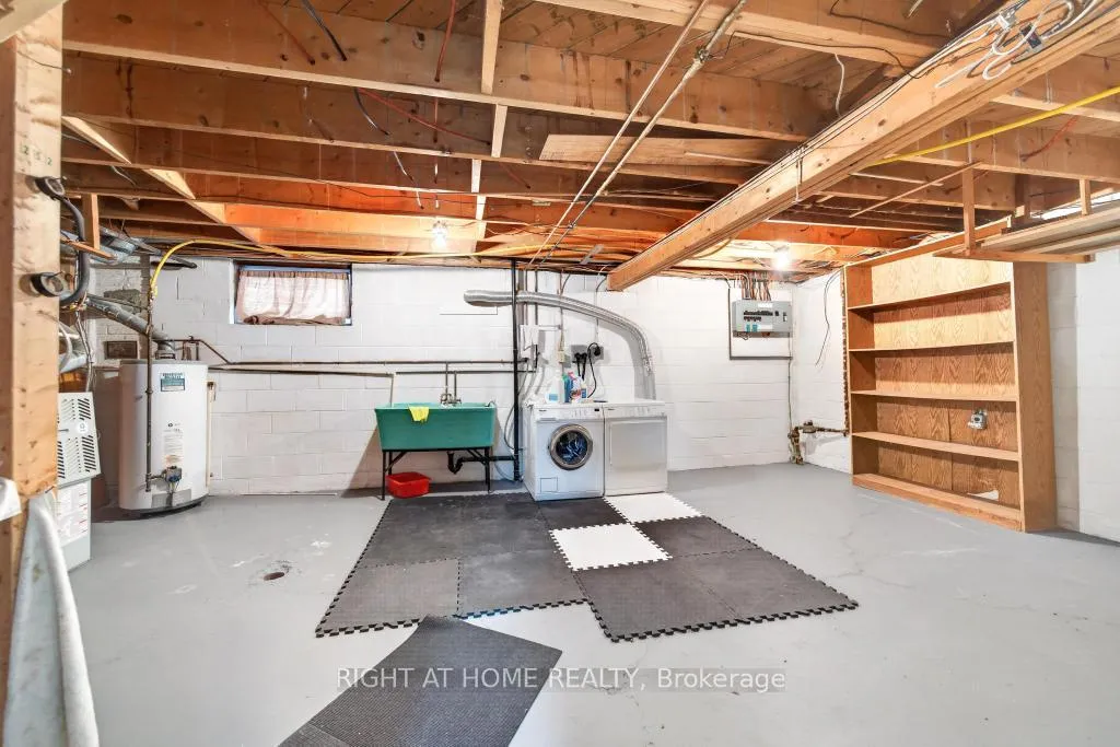 Photo 31 of 662 Montego Crescent, Burlington, Roseland — HOMEH