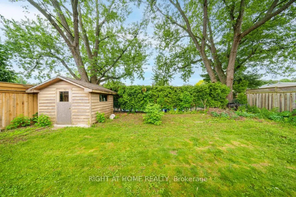 Photo 40 of 662 Montego Crescent, Burlington, Roseland — HOMEH