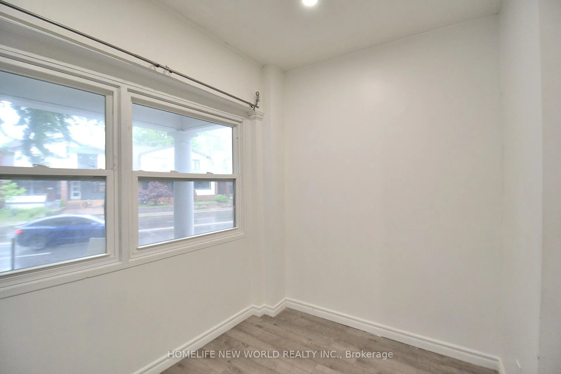Photo 7 of Unit M5, 885 Broadview Avenue, Toronto, Playter Estates-Danforth — HOMEH