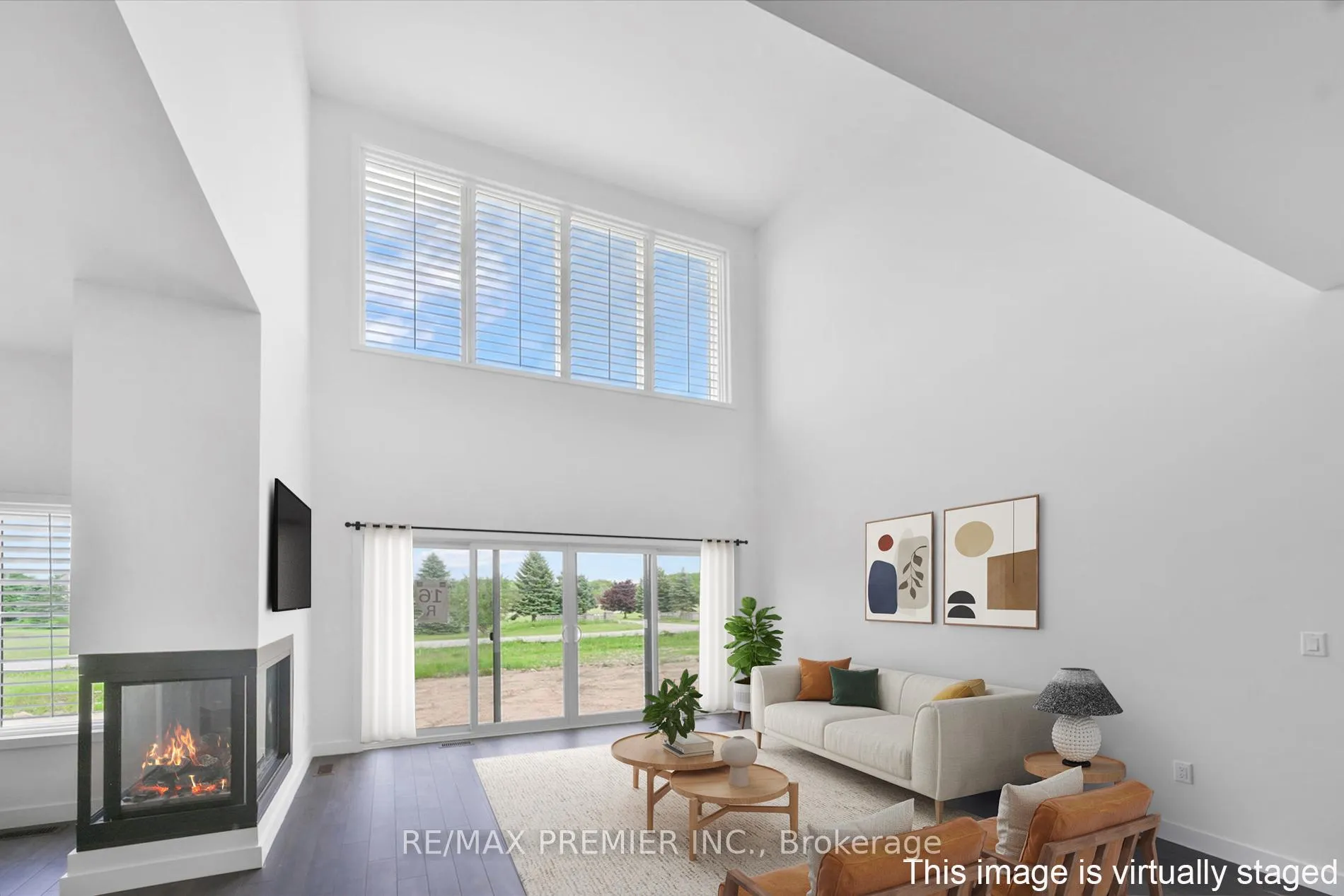 Photo 3 of 150 Yvonne Crescent, Blue Mountains — HOMEH
