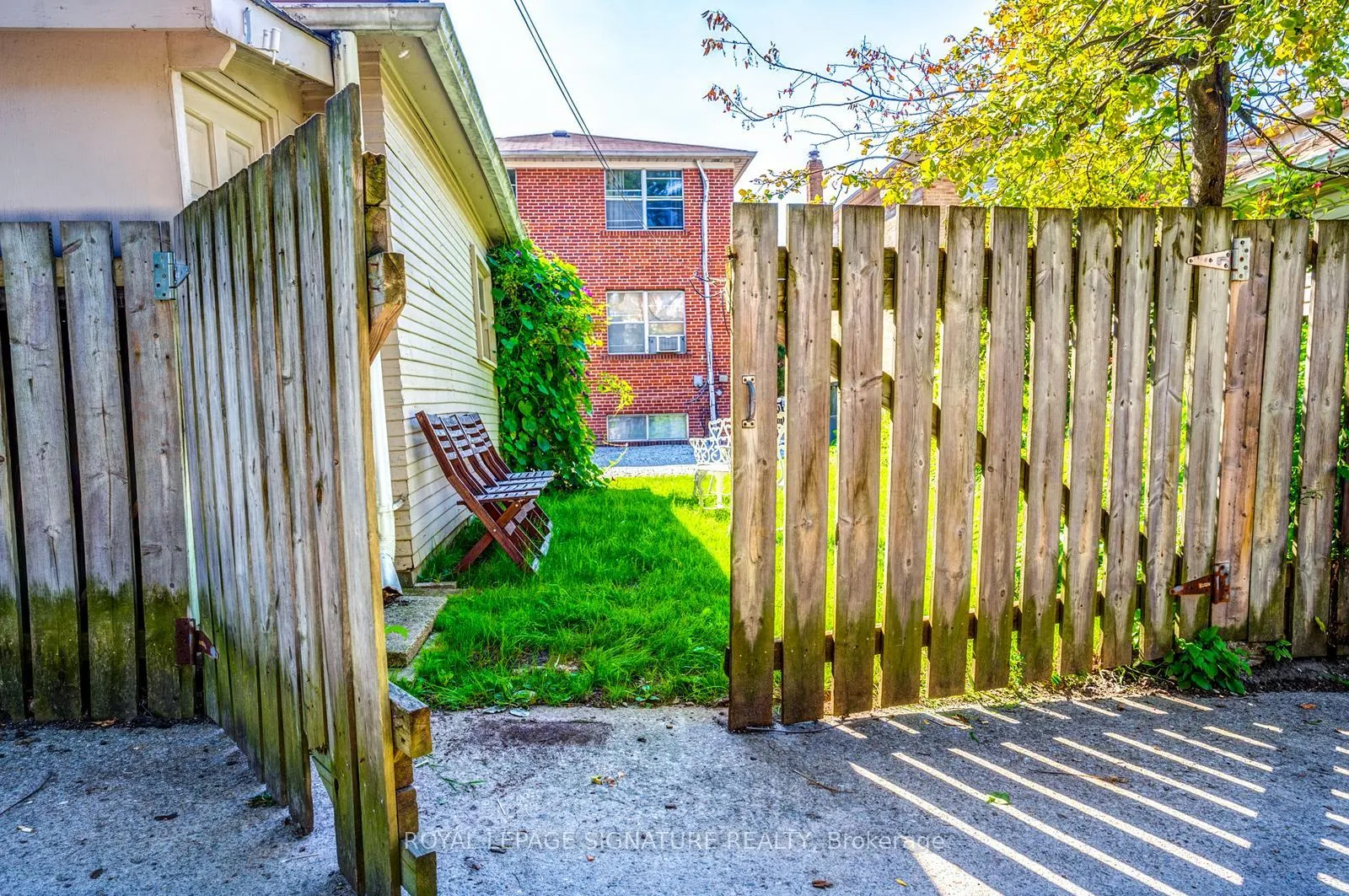Photo 15 of 138 Woburn Avenue, Toronto, Bedford Park-Nortown — HOMEH