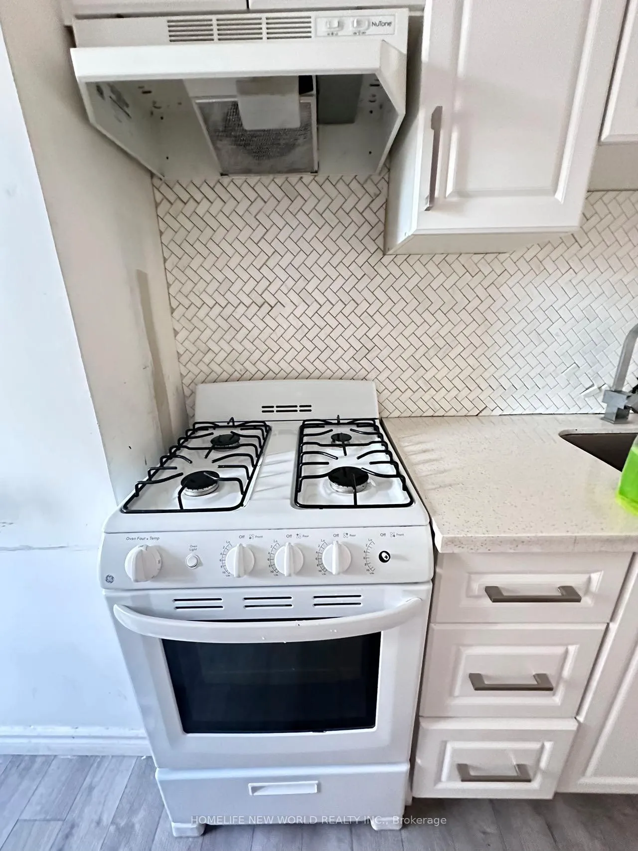 Photo 4 of Unit 203, 885 Broadview Avenue, Toronto, Playter Estates-Danforth — HOMEH