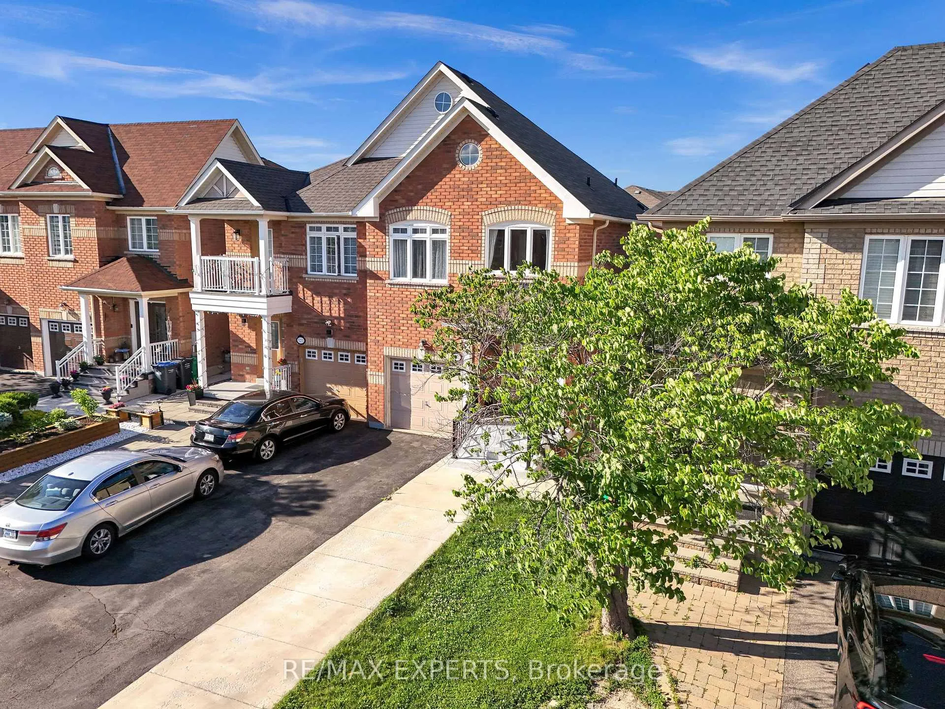 Photo 2 of 5231 Tresca Trail, Mississauga, Churchill Meadows — HOMEH