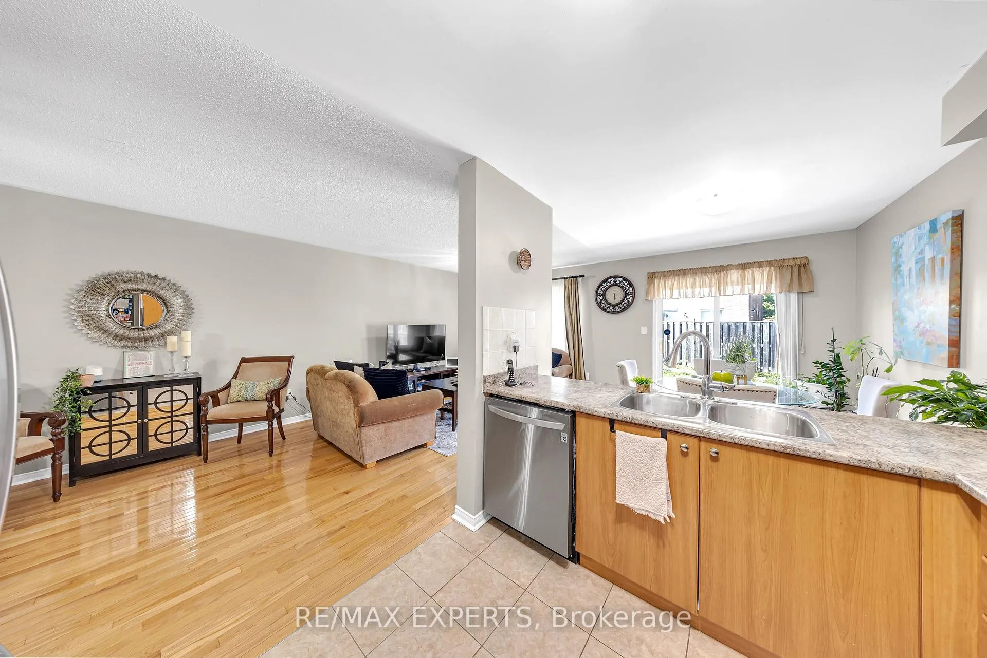 Photo 11 of 5231 Tresca Trail, Mississauga, Churchill Meadows — HOMEH