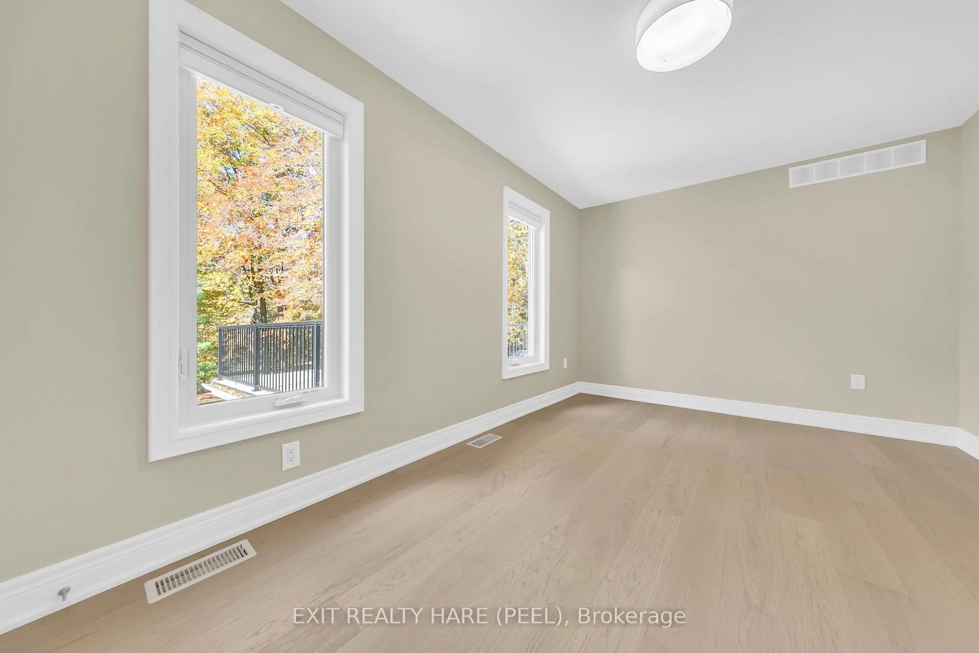 Photo 20 of 990 Haist Street, Pelham, Fonthill — HOMEH