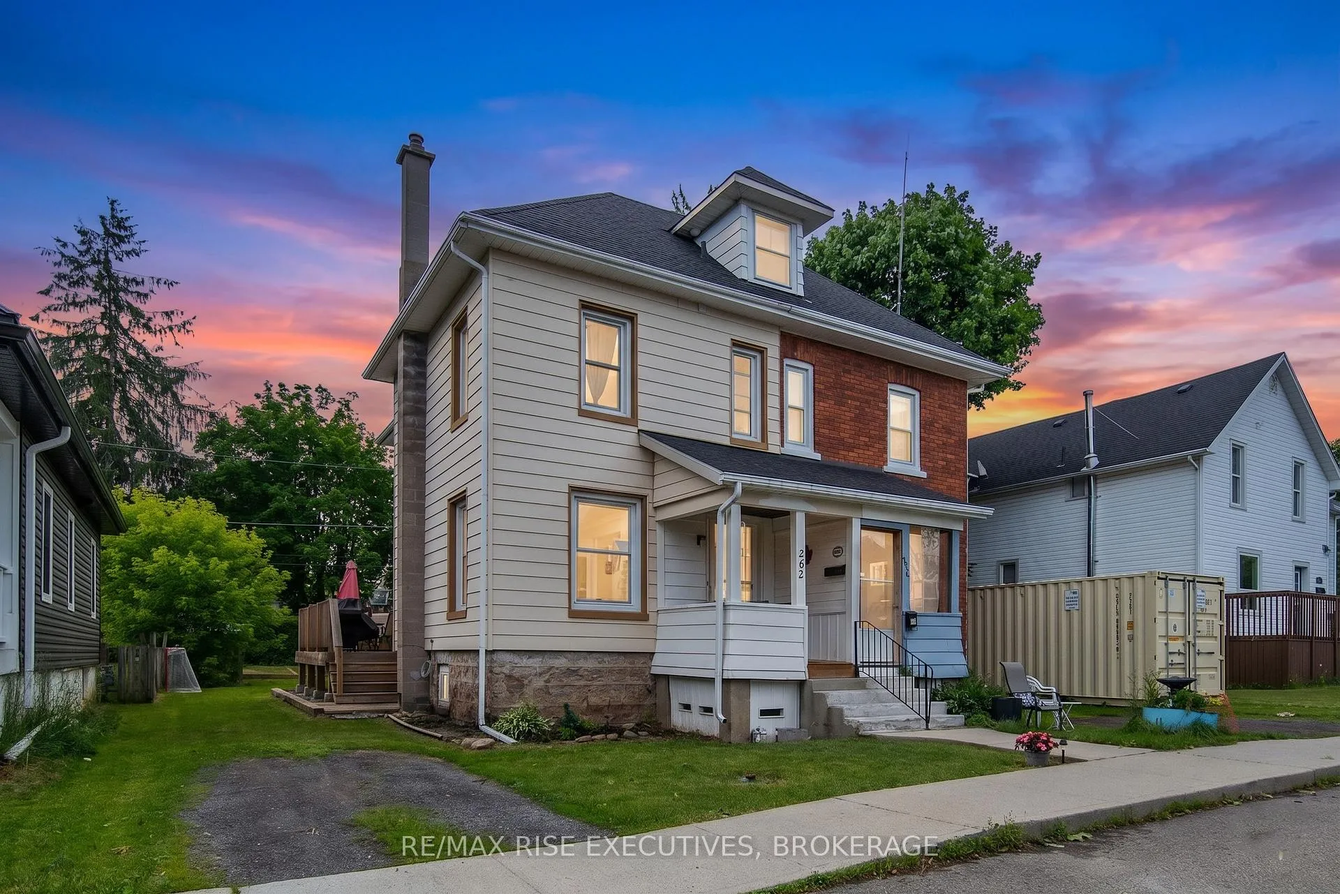 Photo 1 of 282 Sydenham Street, Gananoque, Gananoque — HOMEH