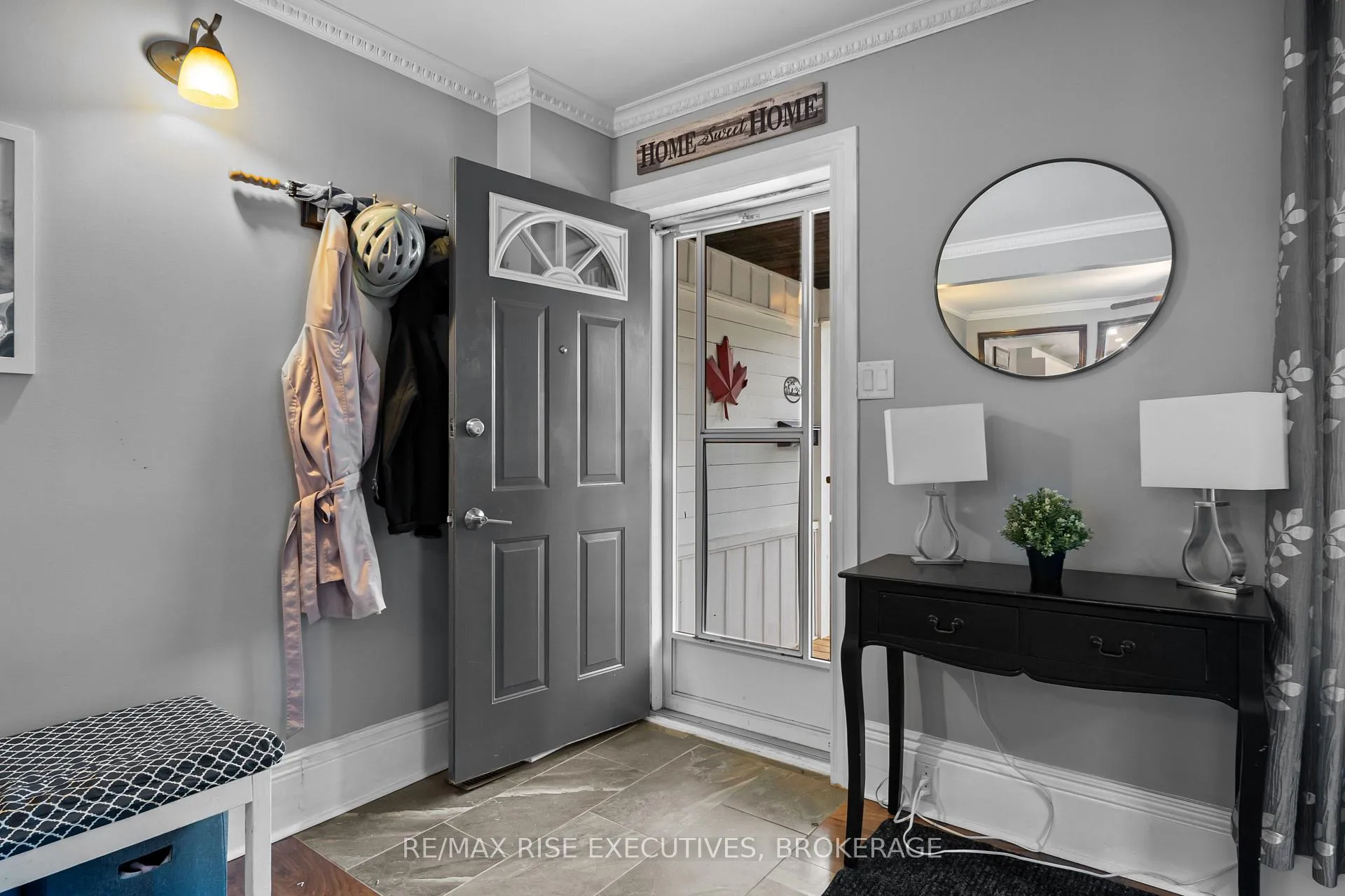 Photo 6 of 282 Sydenham Street, Gananoque, Gananoque — HOMEH