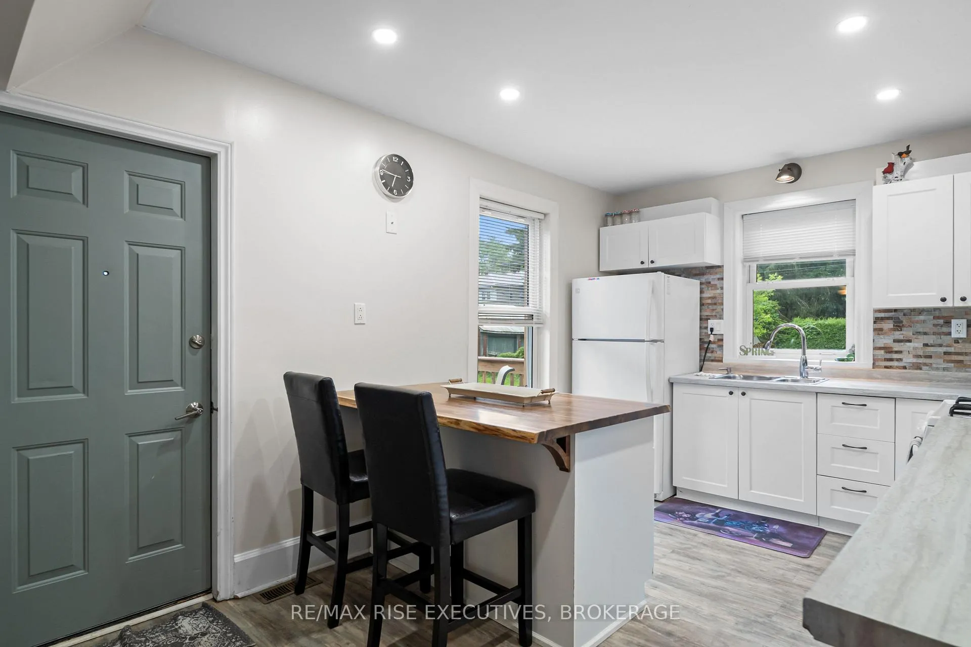 Photo 14 of 282 Sydenham Street, Gananoque, Gananoque — HOMEH