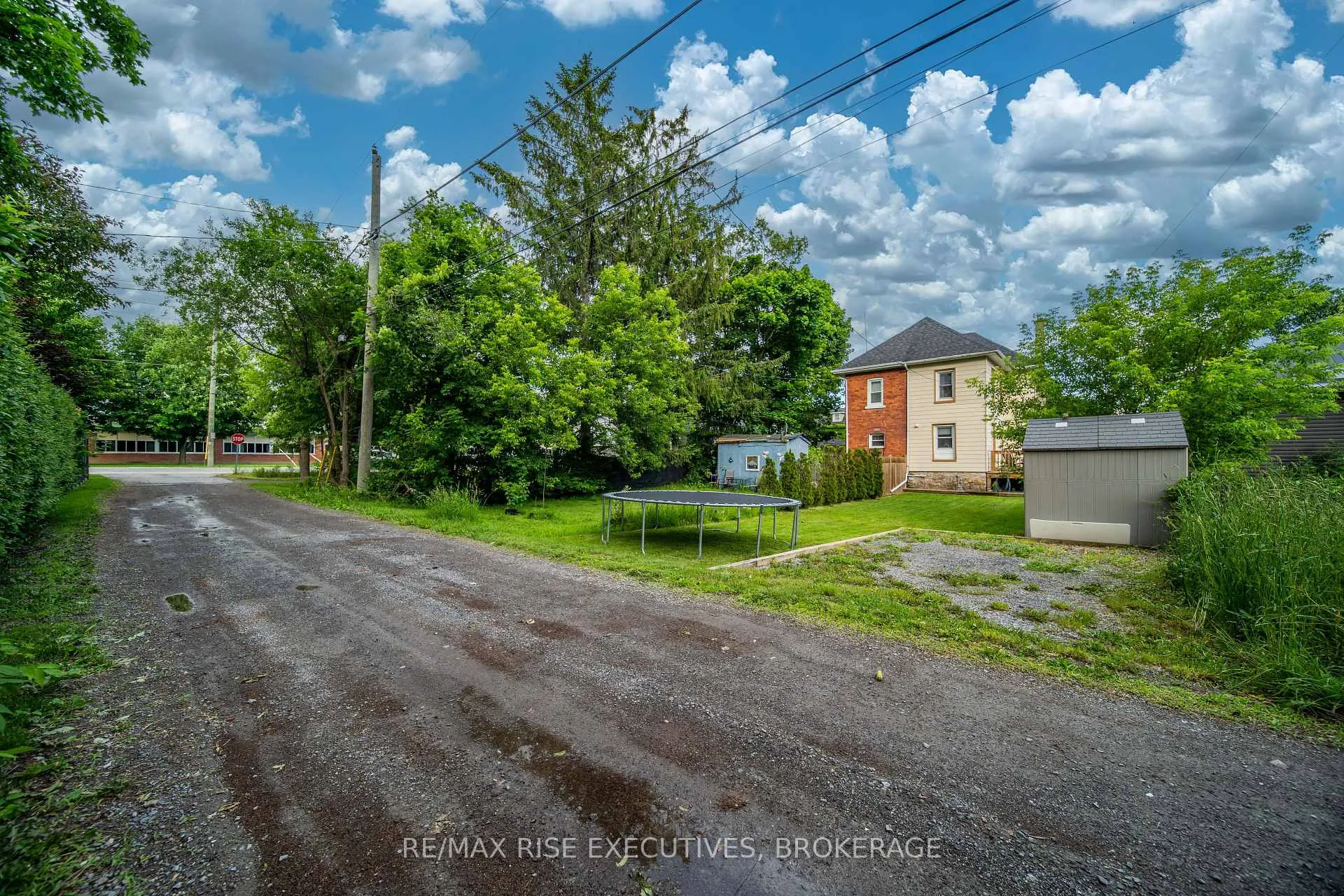 Photo 34 of 282 Sydenham Street, Gananoque, Gananoque — HOMEH