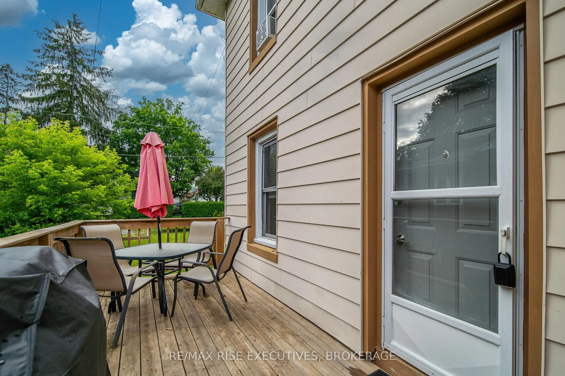 Photo 36 of 282 Sydenham Street, Gananoque, Gananoque — HOMEH