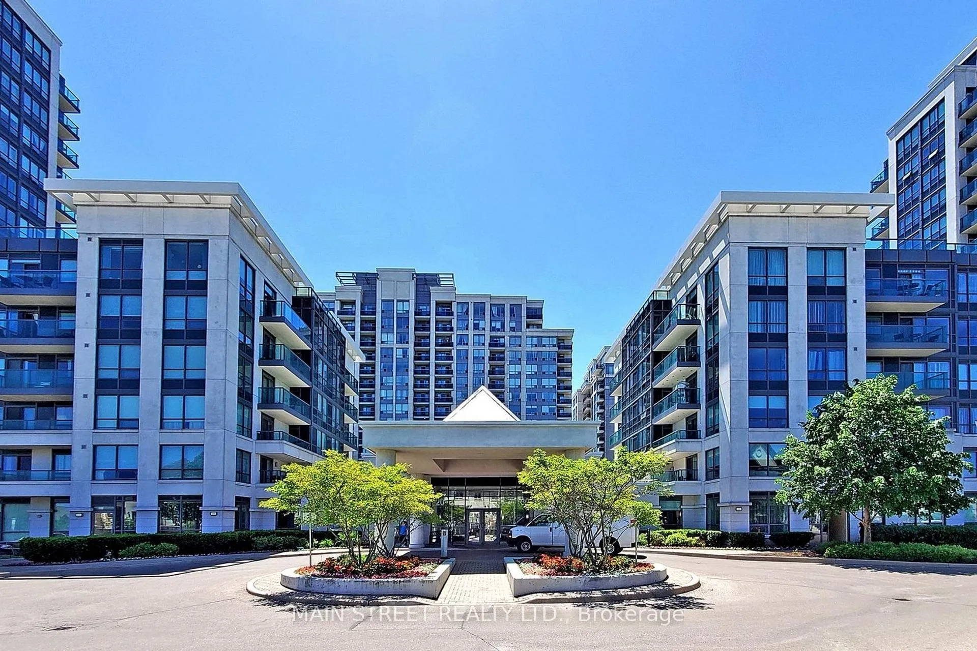 Photo 2 of Unit 903, 30 North Park Road, Vaughan, Beverley Glen — HOMEH