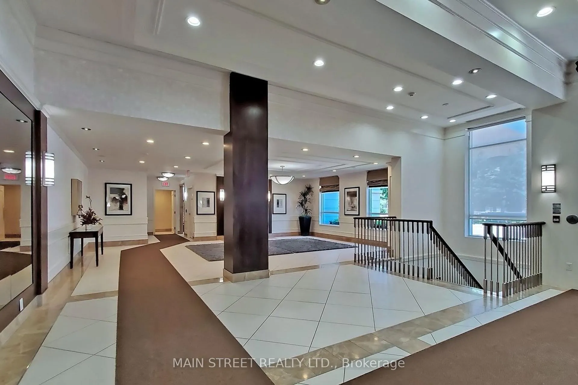 Photo 5 of Unit 903, 30 North Park Road, Vaughan, Beverley Glen — HOMEH
