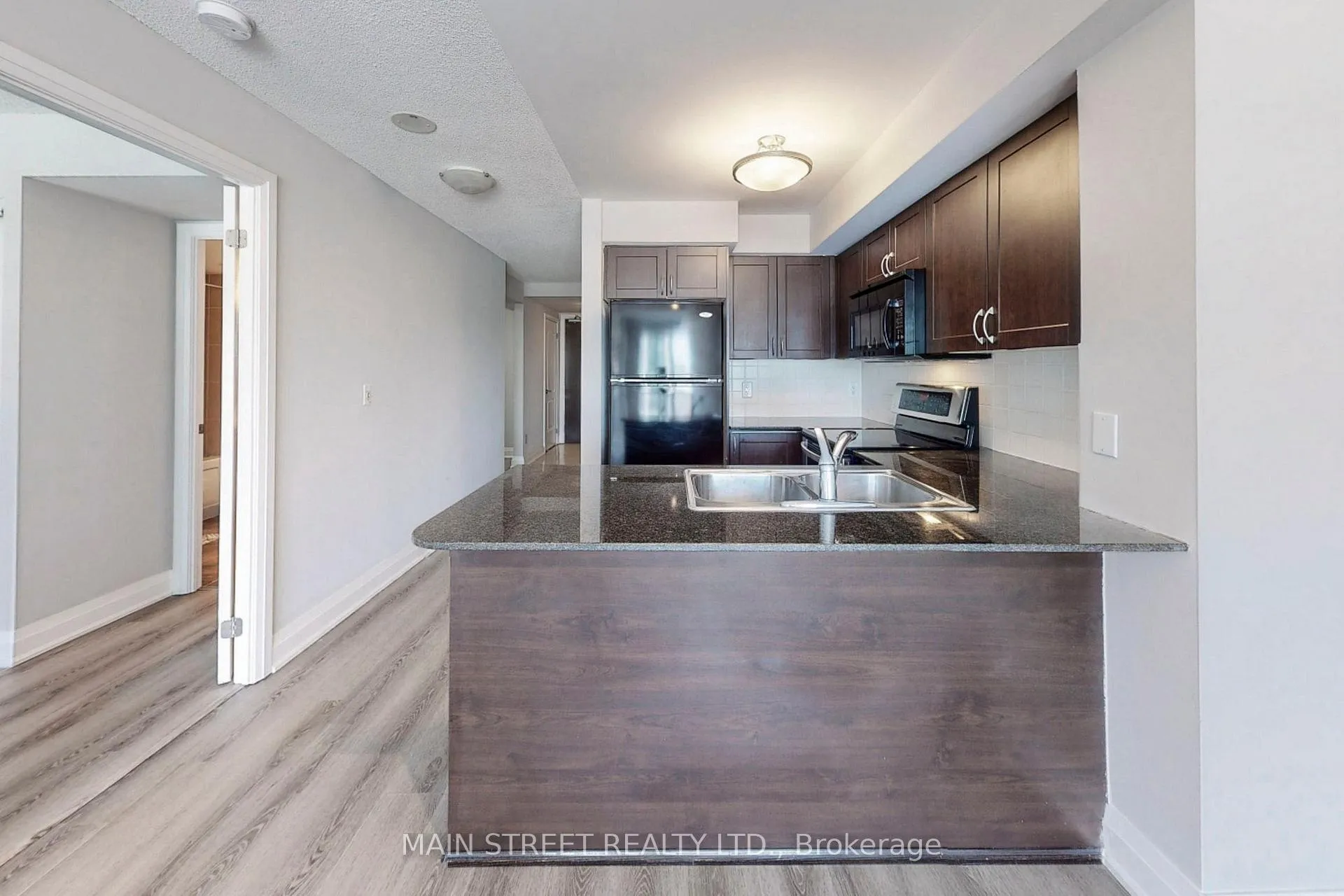 Photo 15 of Unit 903, 30 North Park Road, Vaughan, Beverley Glen — HOMEH