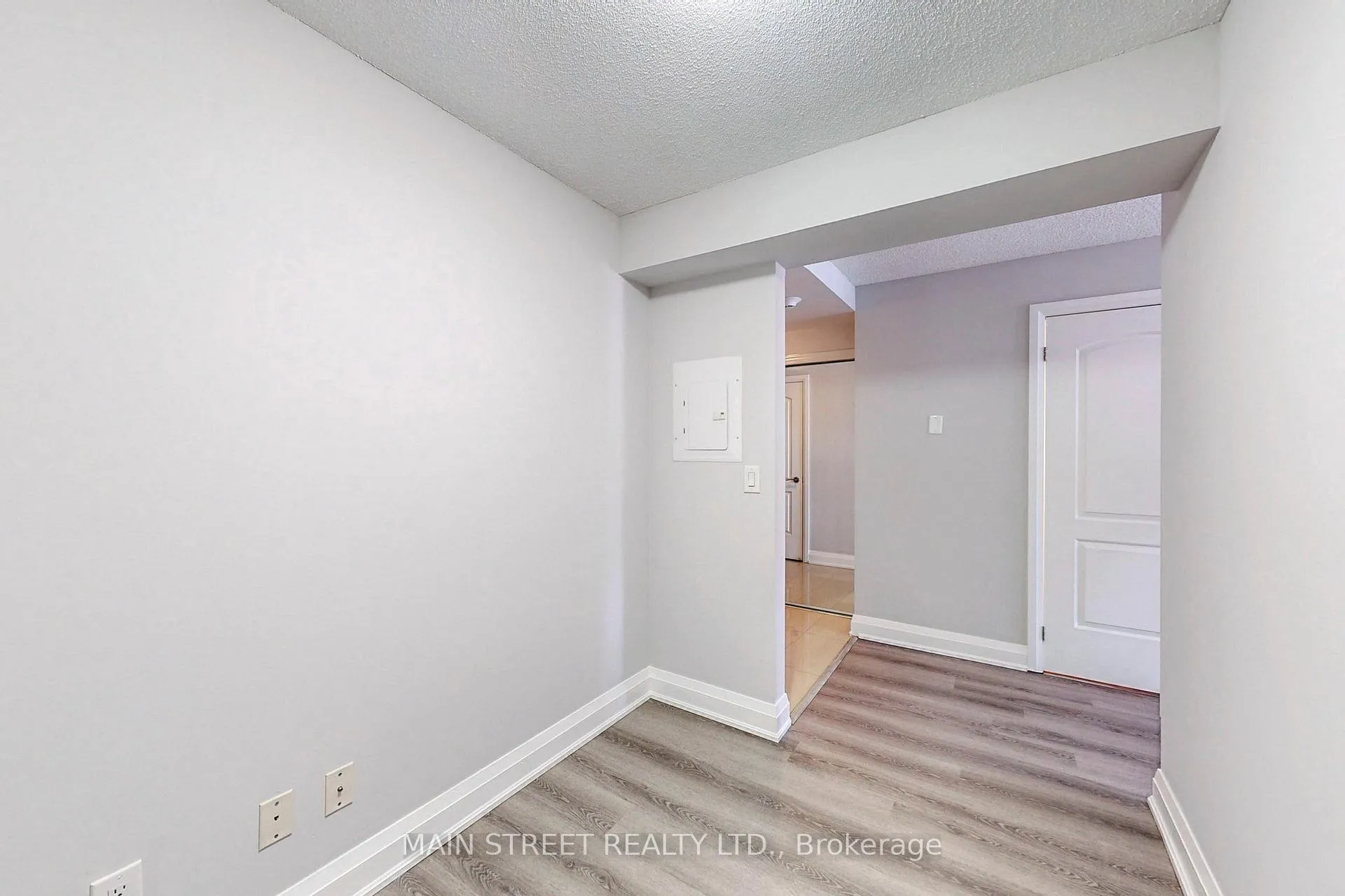 Photo 24 of Unit 903, 30 North Park Road, Vaughan, Beverley Glen — HOMEH